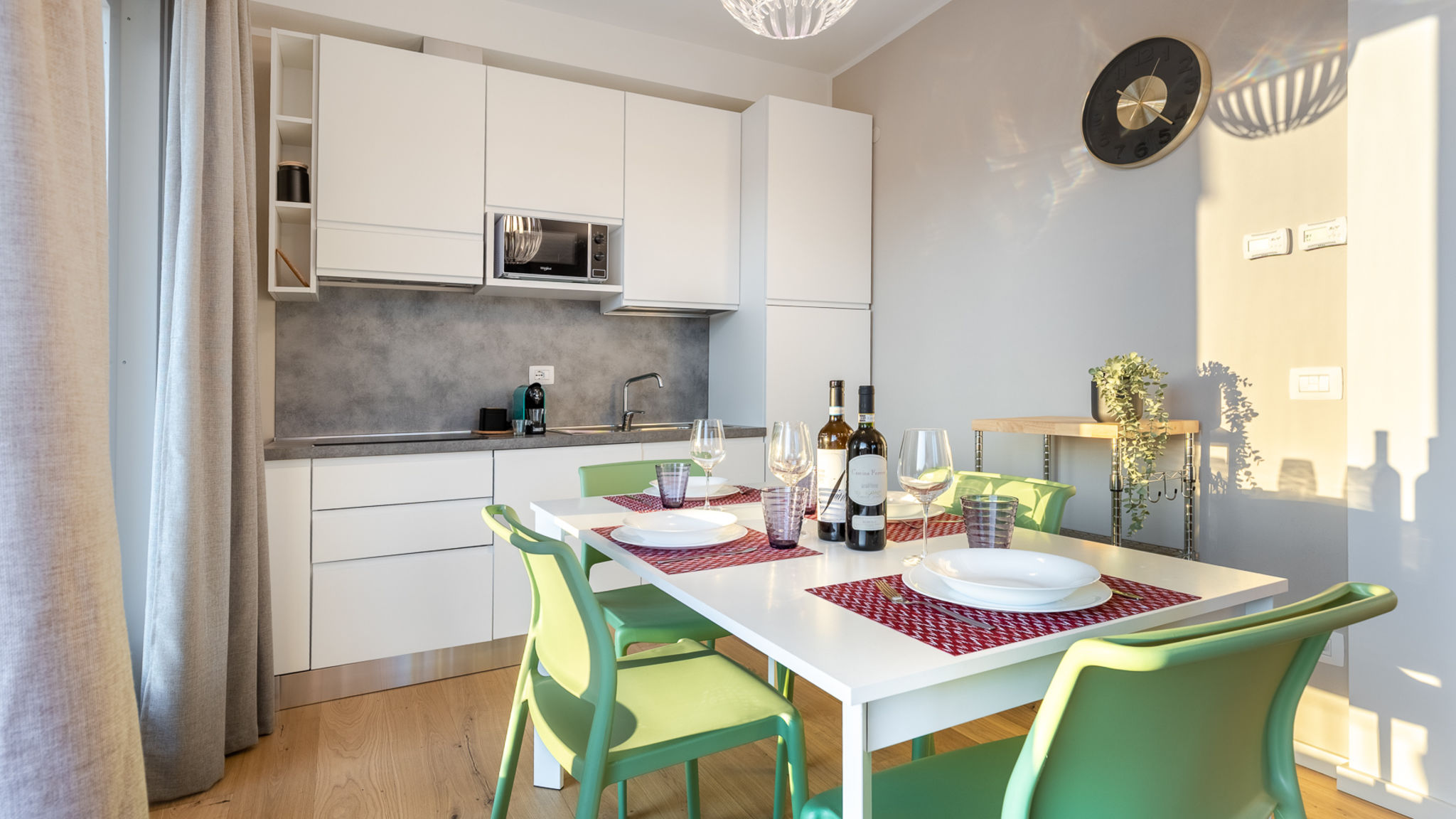 Italianway Alba Alba Palace Luxury Apartments - Pink