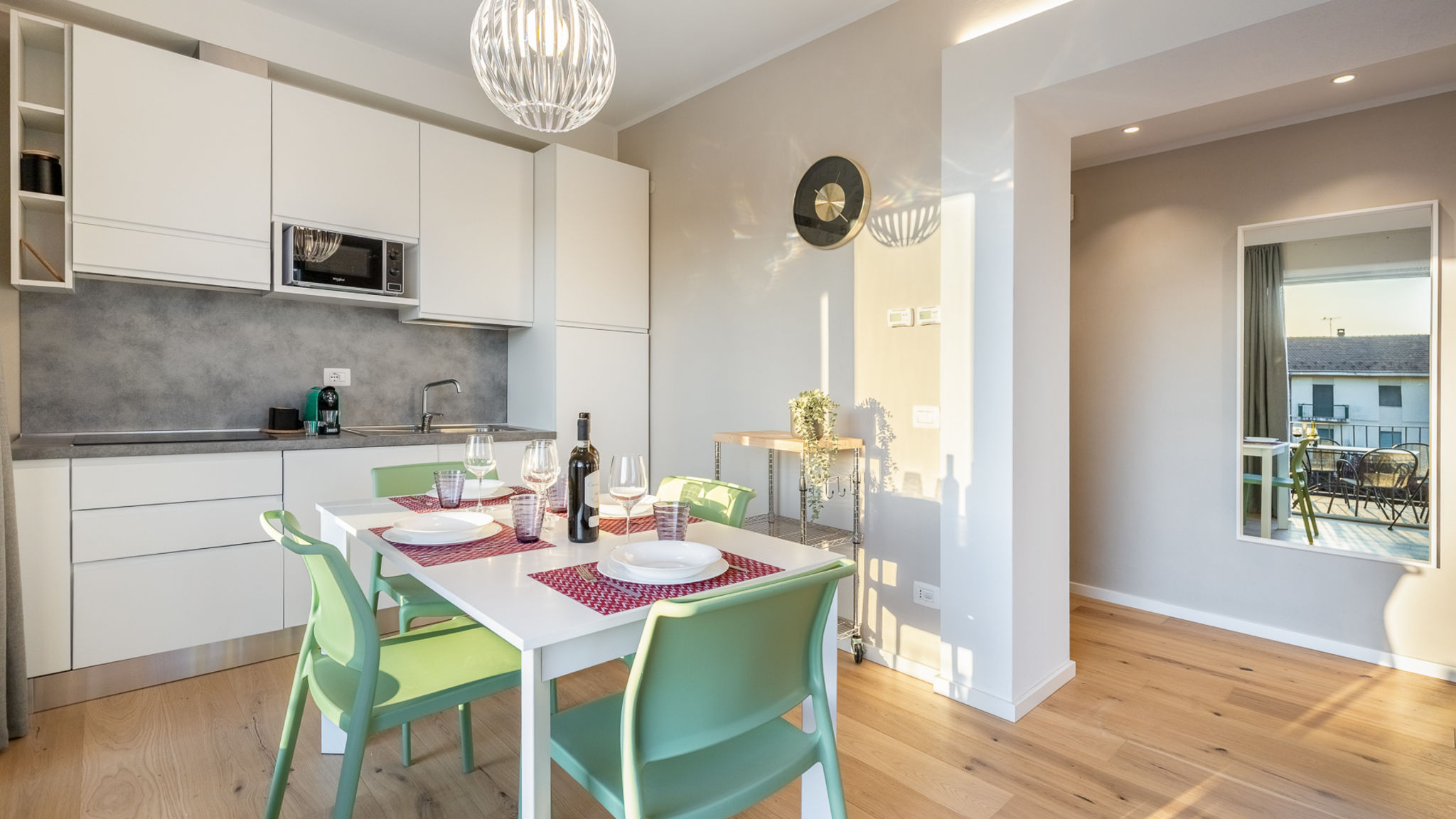 Italianway Alba Alba Palace Luxury Apartments - Pink