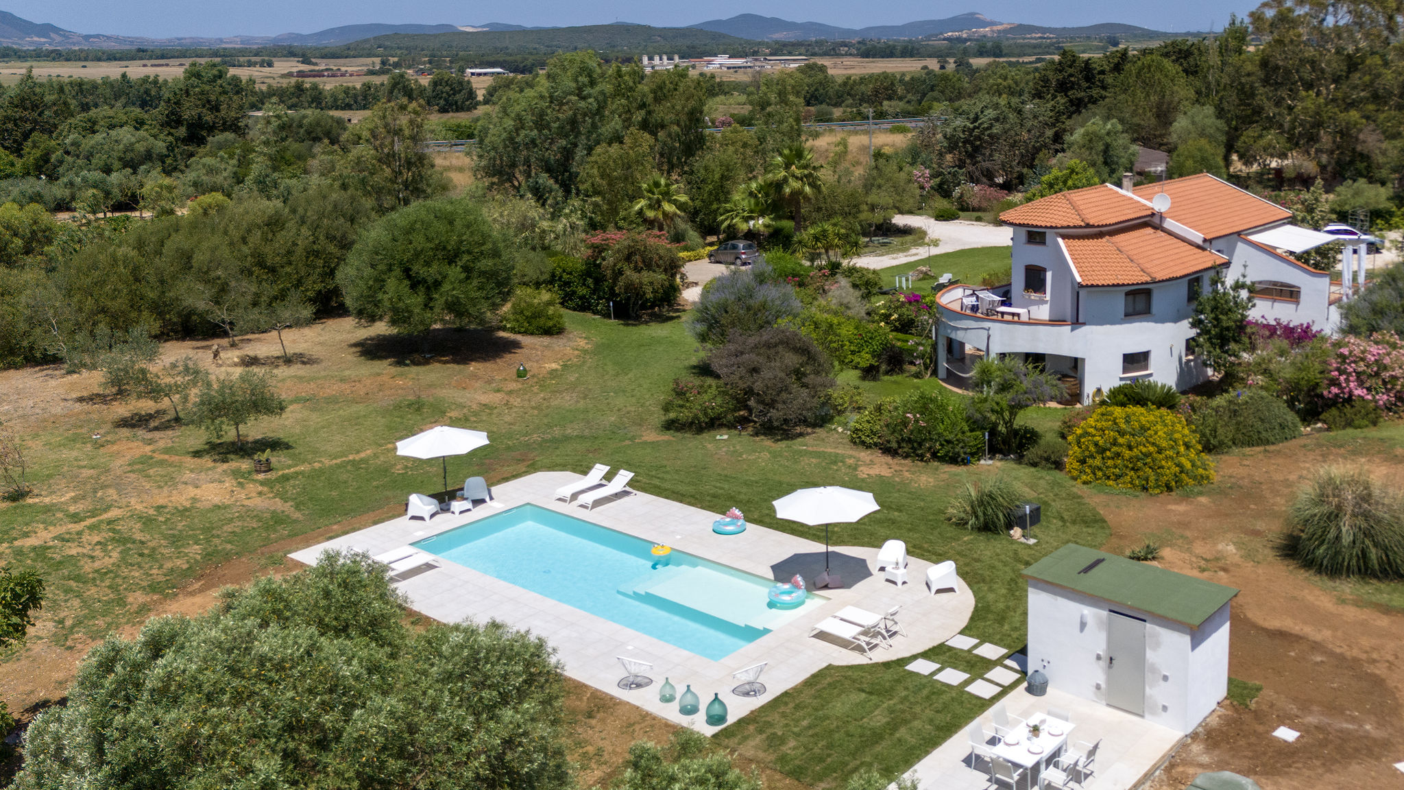 Italianway Olmedo Sardinia Re - Villa Fioretta Flowers Apartments - Garden Apartment