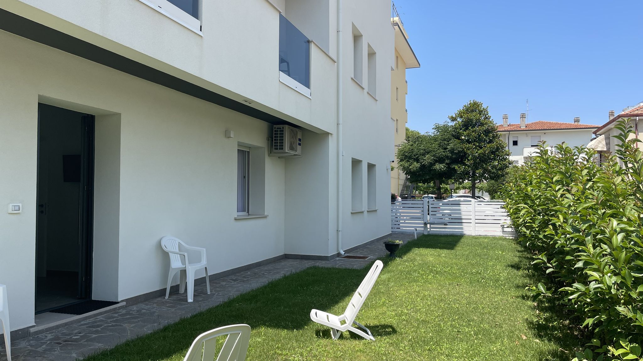 Italianway Rimini Villa Borghesi Suite fronte mare #8 piano terra