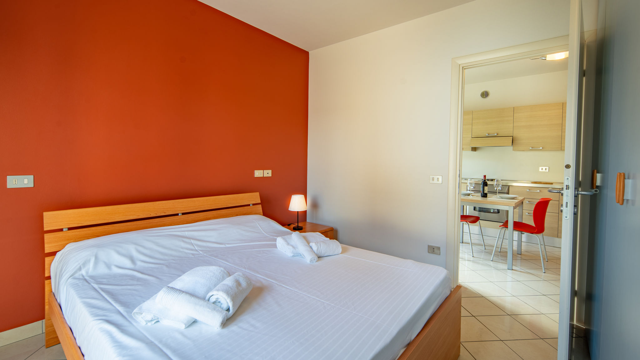 Italianway Alba Happy Central Apartment 1