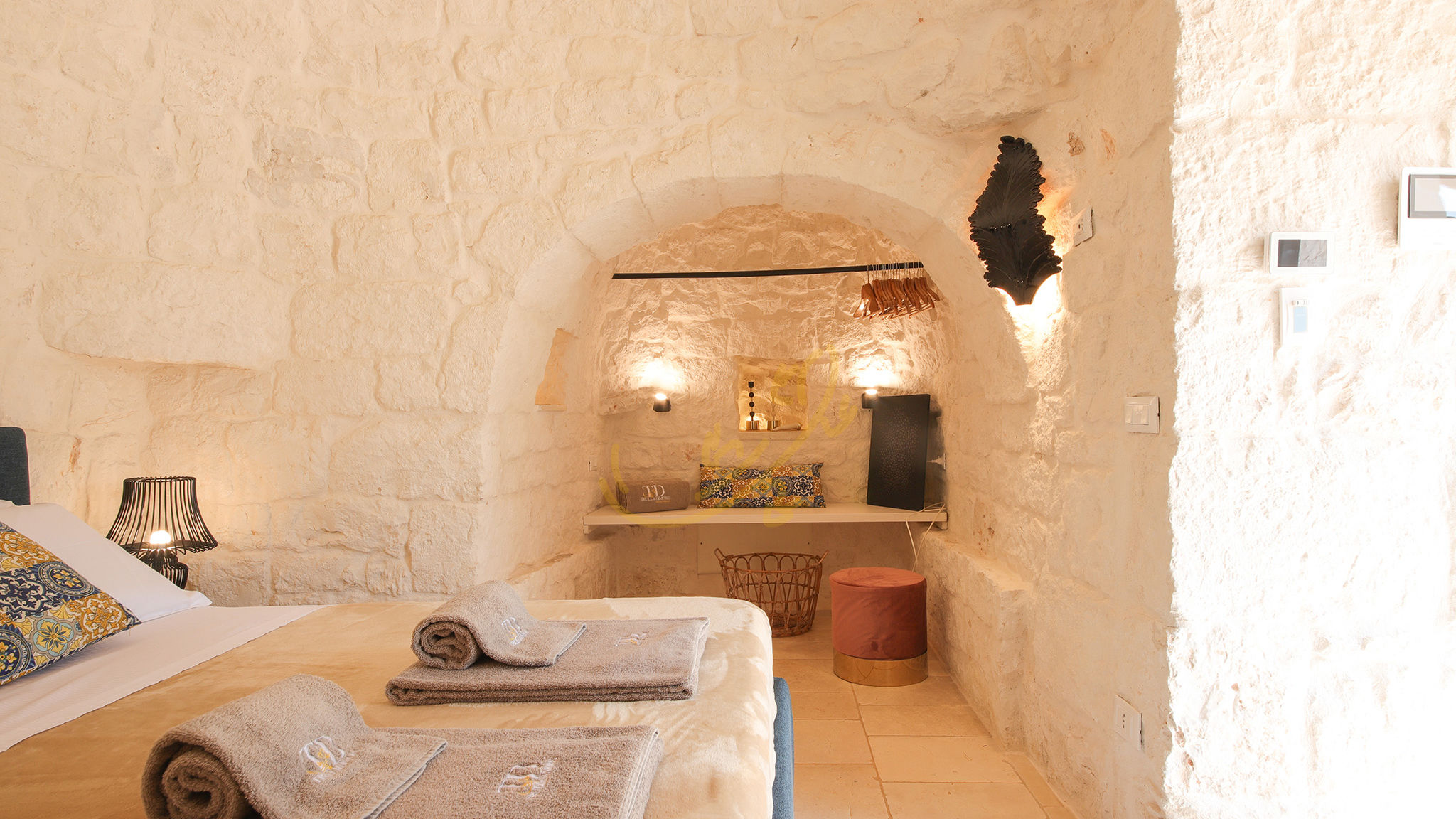 Trulli e Dimore Property Management Ostuni TD ApulianRetreat Sea view trullo with heated pool