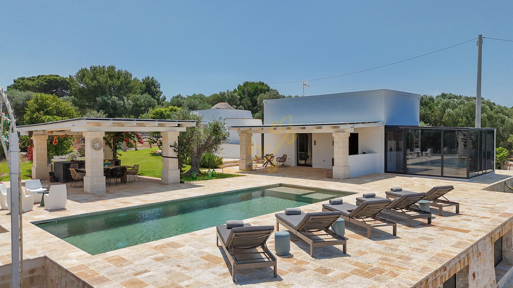 Trulli e Dimore Property Management Ostuni TD ApulianRetreat Scenic Villa with hammam & pool