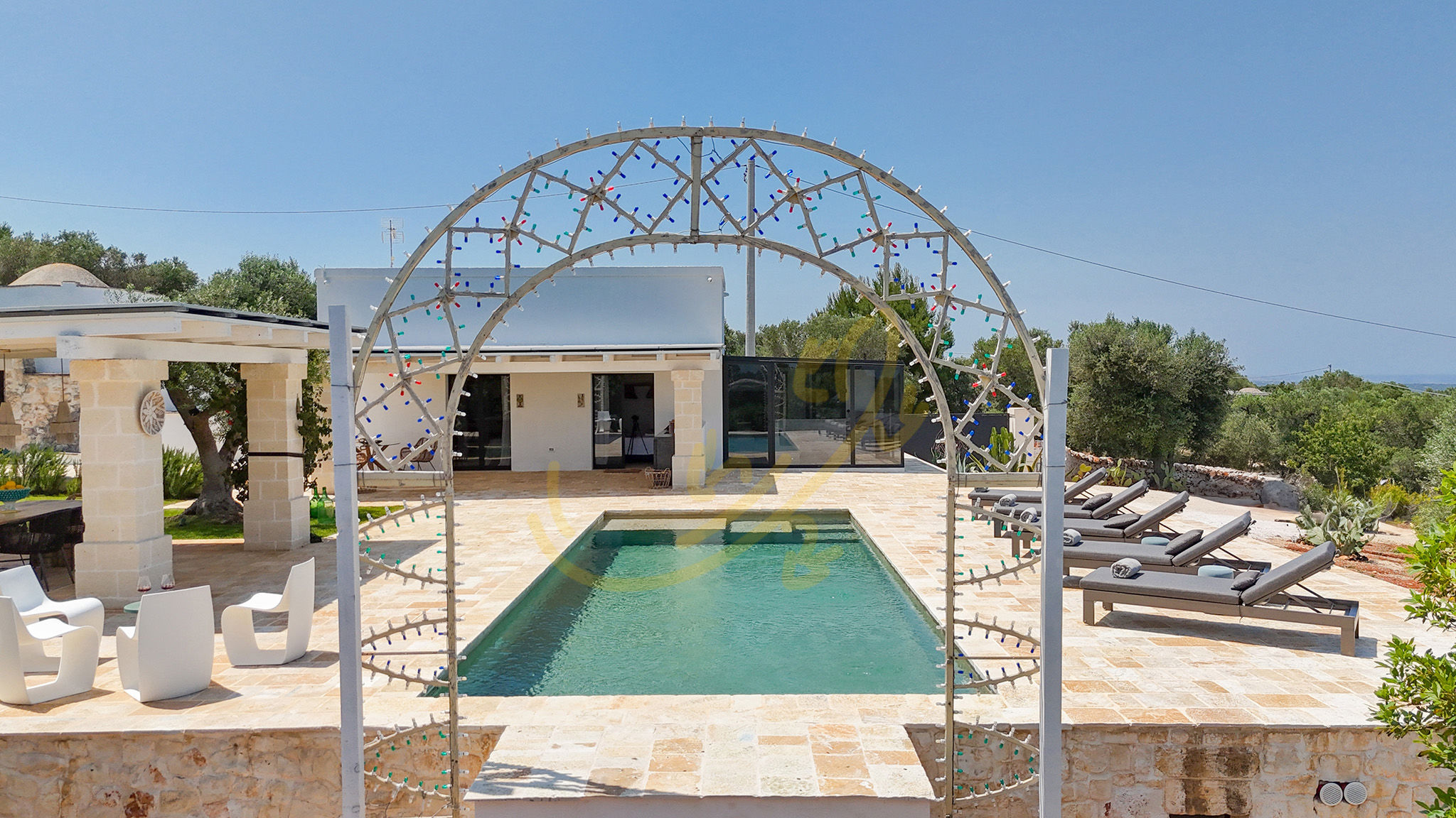 Trulli e Dimore Property Management Ostuni TD ApulianRetreat Scenic Villa with hammam & pool