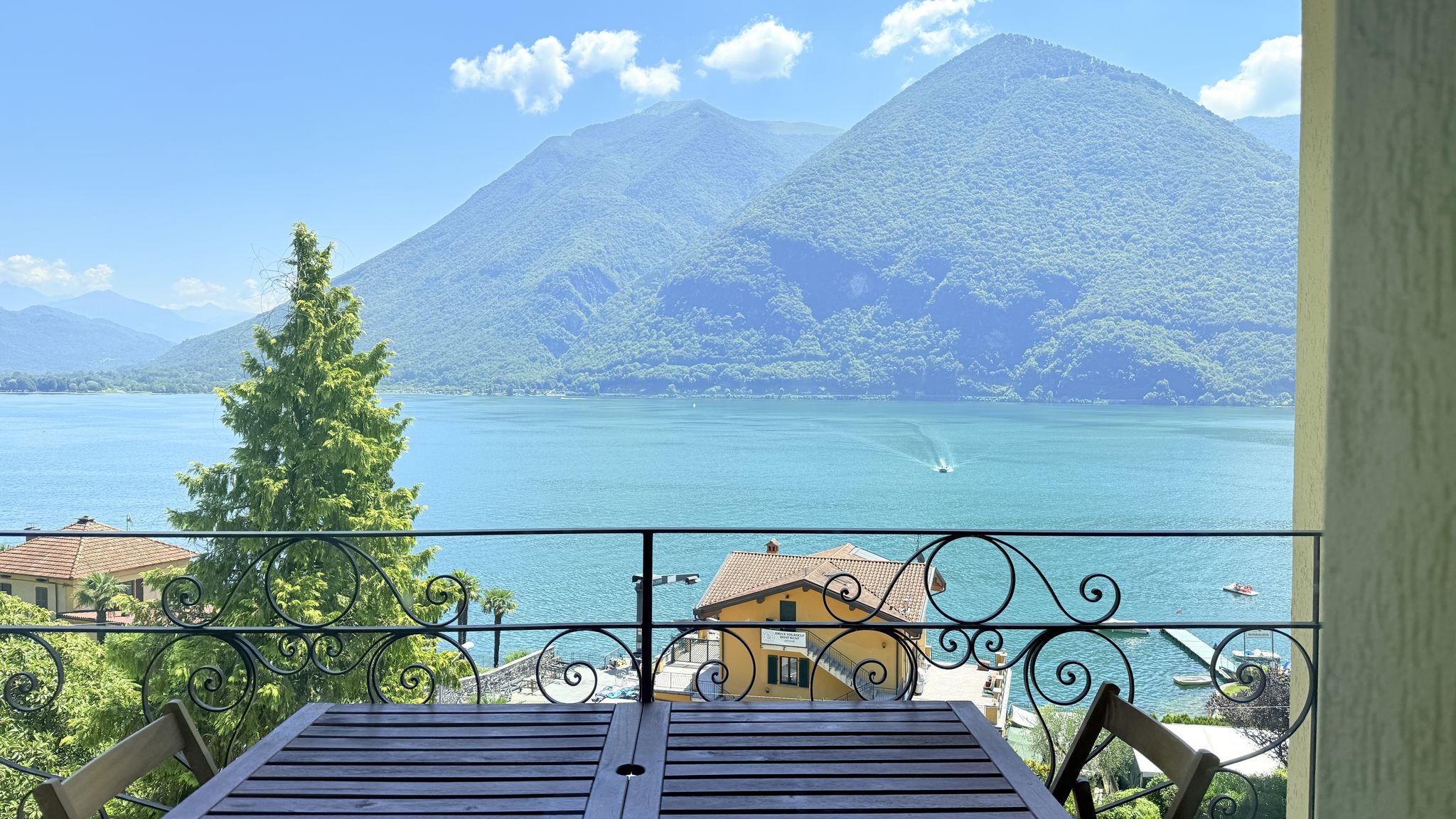 Italianway Porlezza Miravalle - Lago di Lugano con Spiaggia Privata