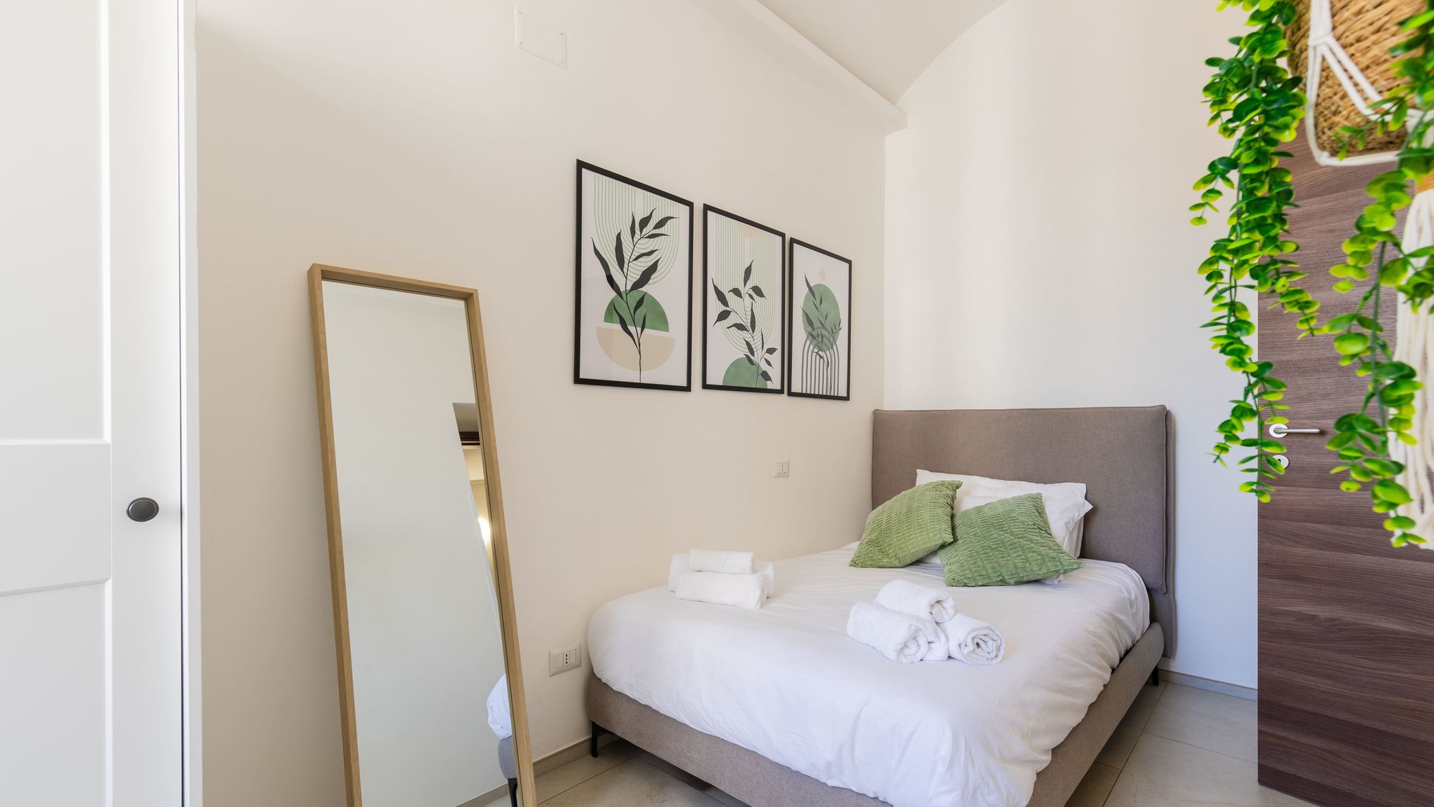 Italianway Napoli [Domus Sanità - Napoli] Free Wifi