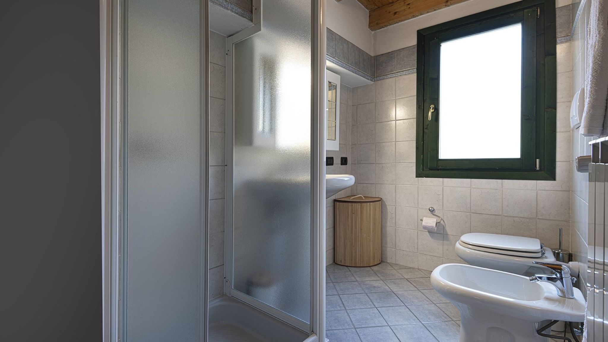 Italianway Monno Eden View