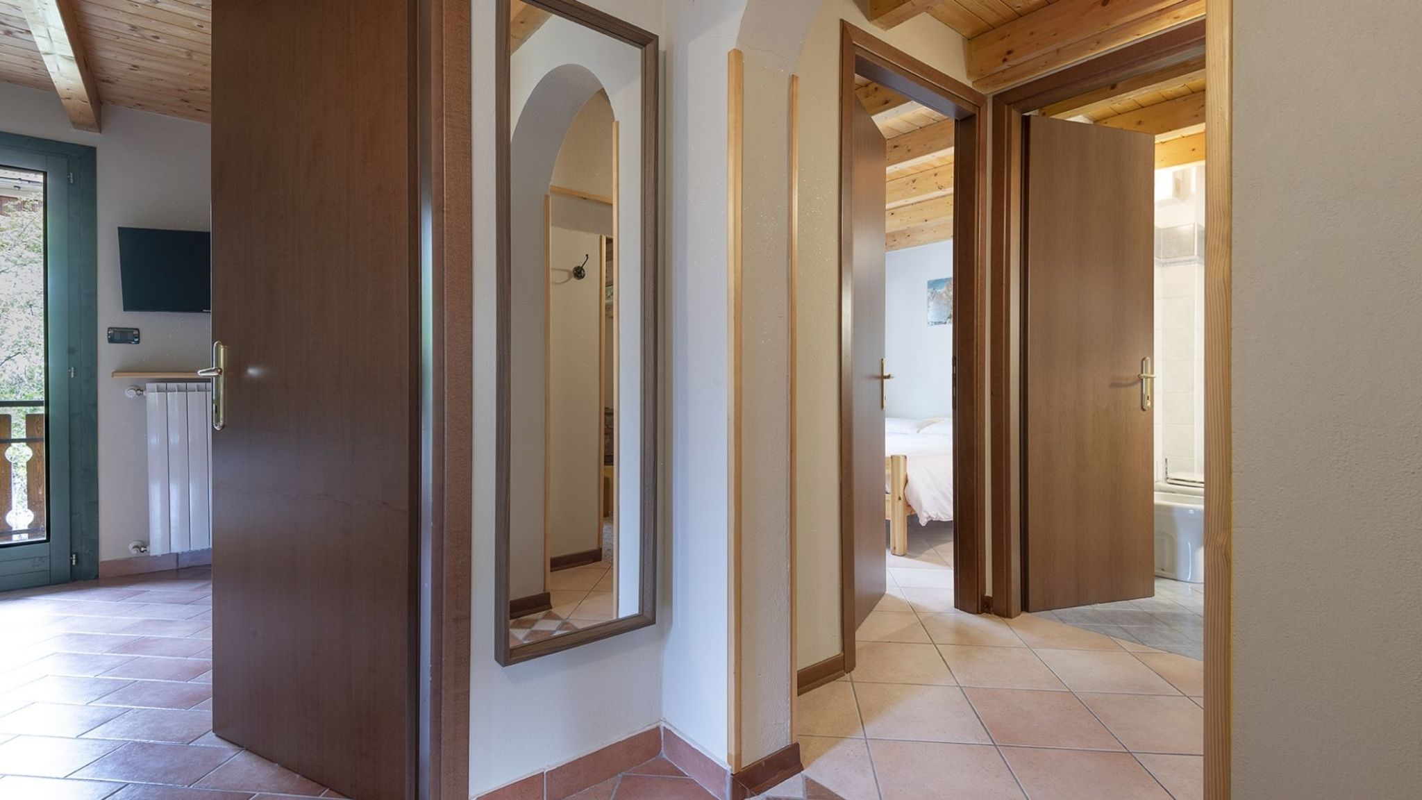 Italianway Monno Eden View