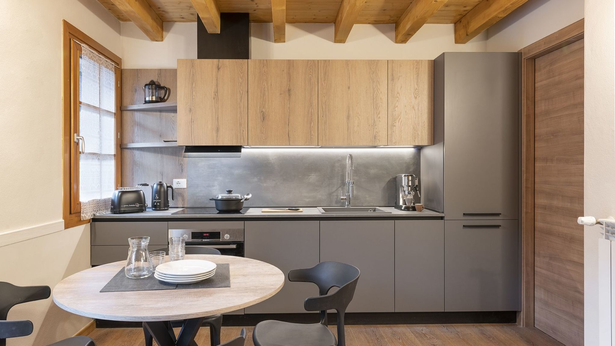 Italianway Vione Silia's Home