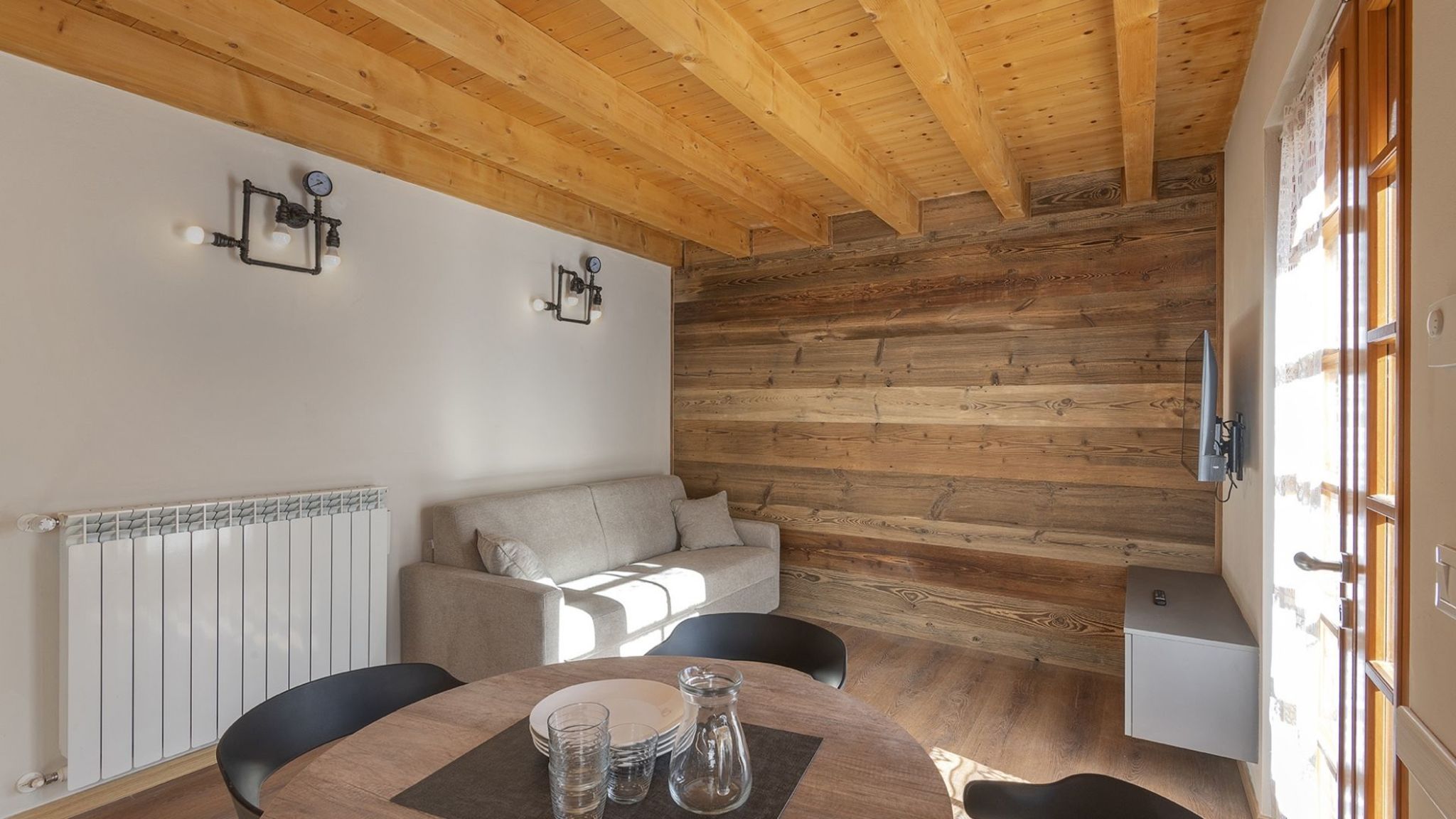 Italianway Vione Silia's Home