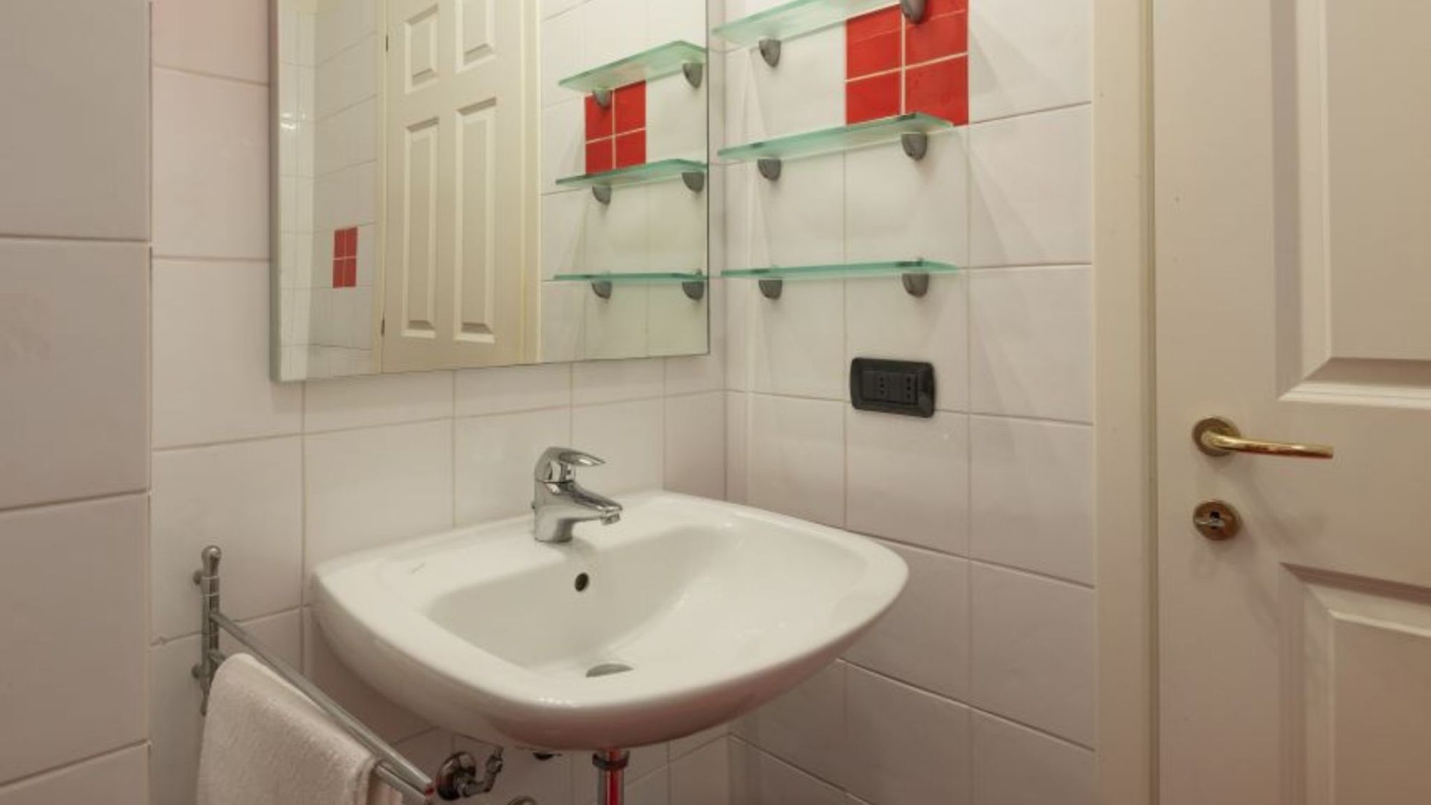 Italianway Leggiuno The House on the Lake