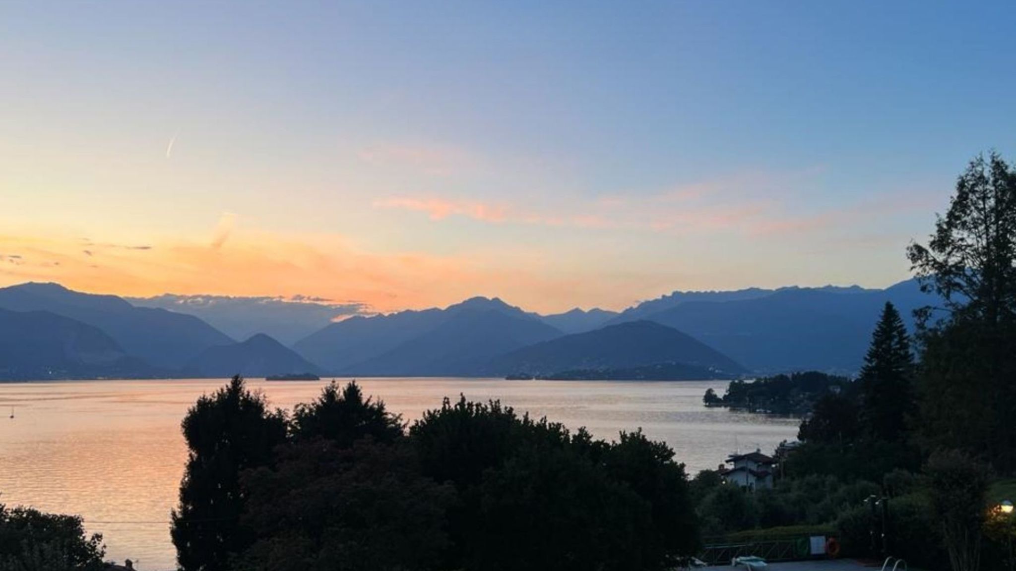 Italianway Leggiuno The House on the Lake