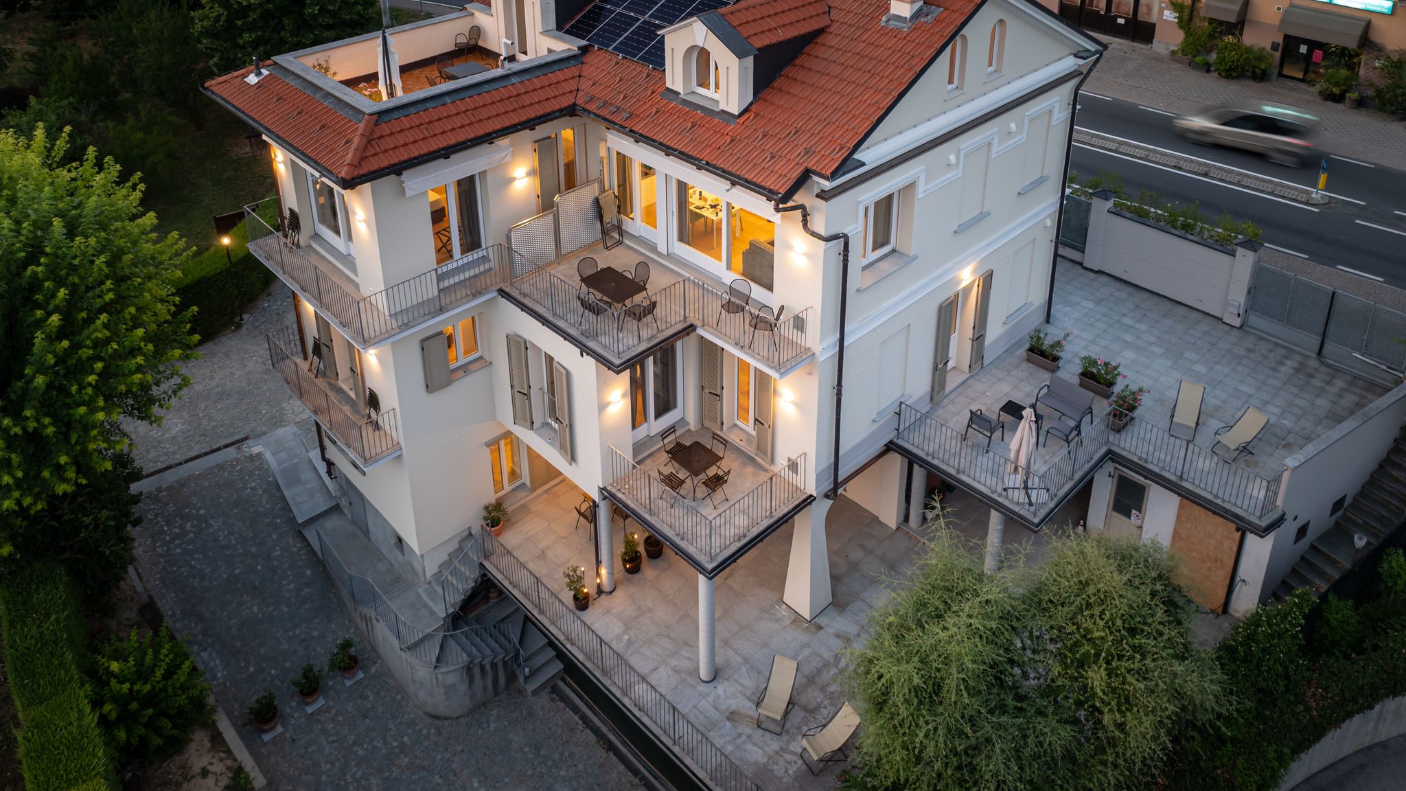 Italianway Alba Alba Palace Luxury Apartments - Pink