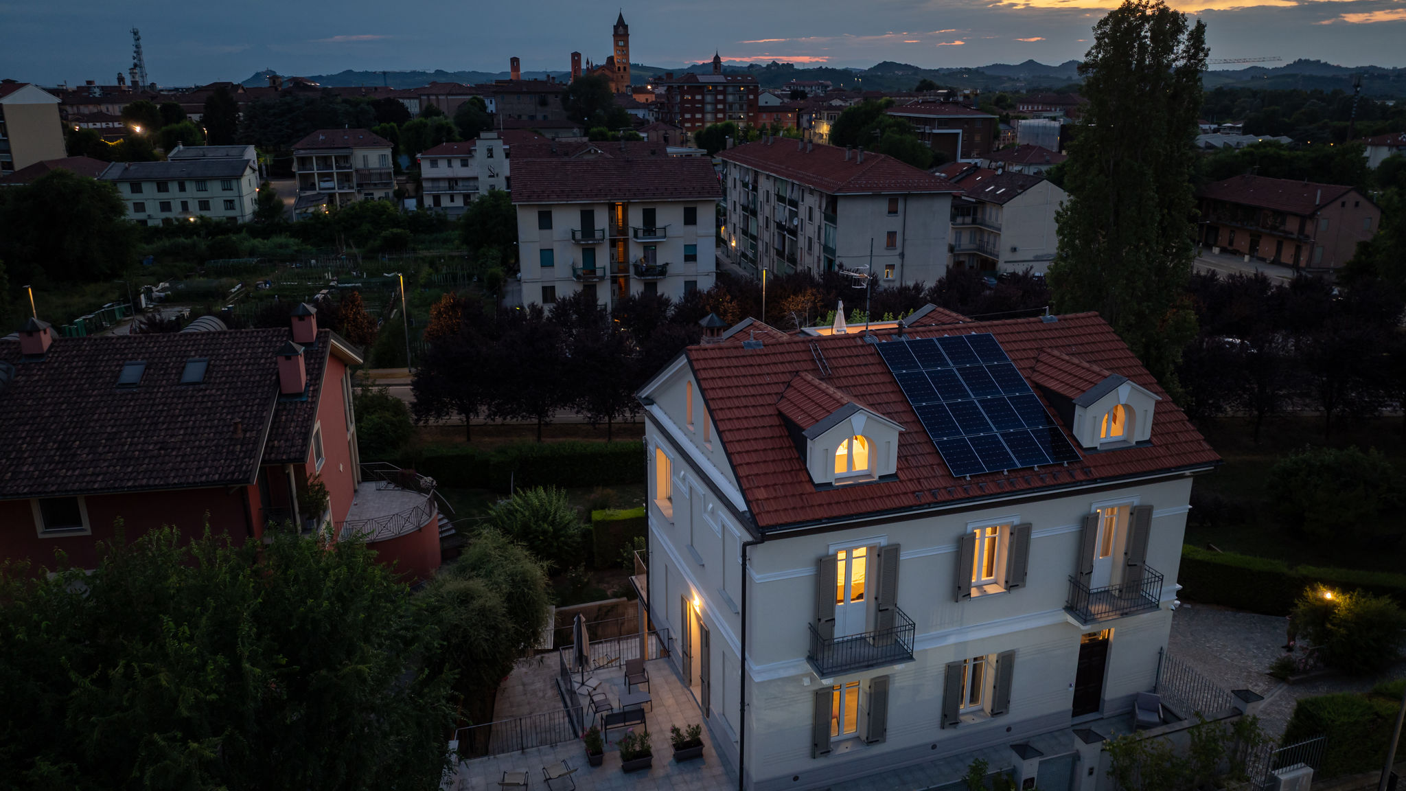 Italianway Alba Alba Palace Luxury Apartments - Yellow