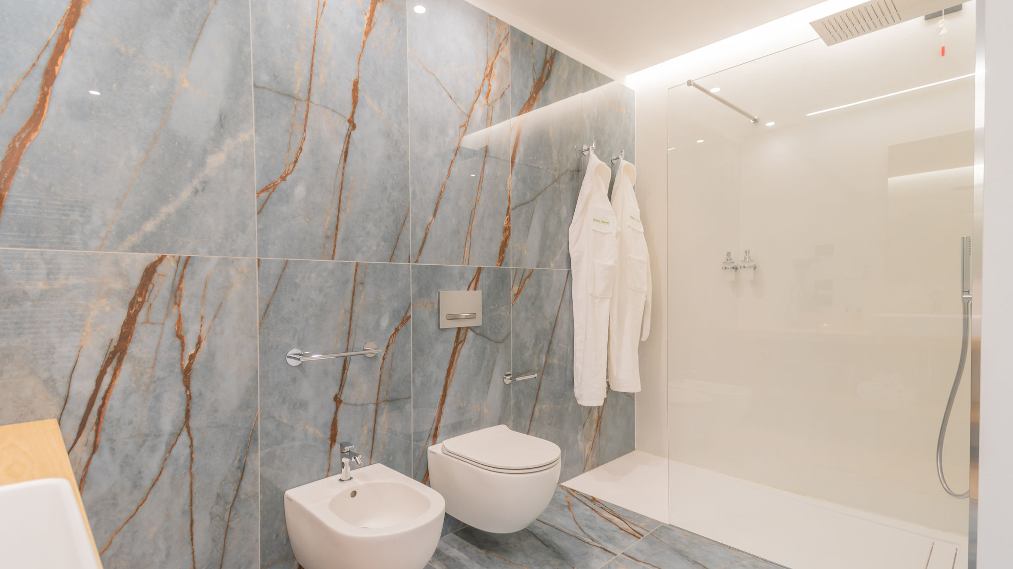 Italianway Como PureViewLuxury-Andromeda breakfast&pool AdultsOnly