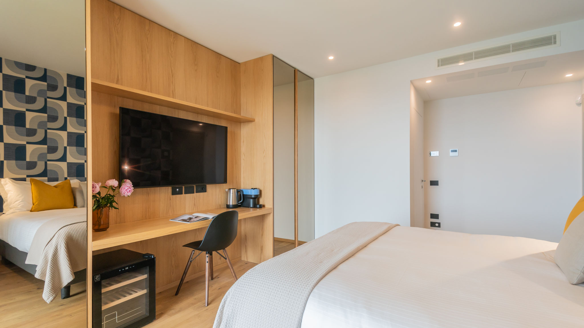 Italianway Como PureViewLuxury-Andromeda breakfast&pool AdultsOnly