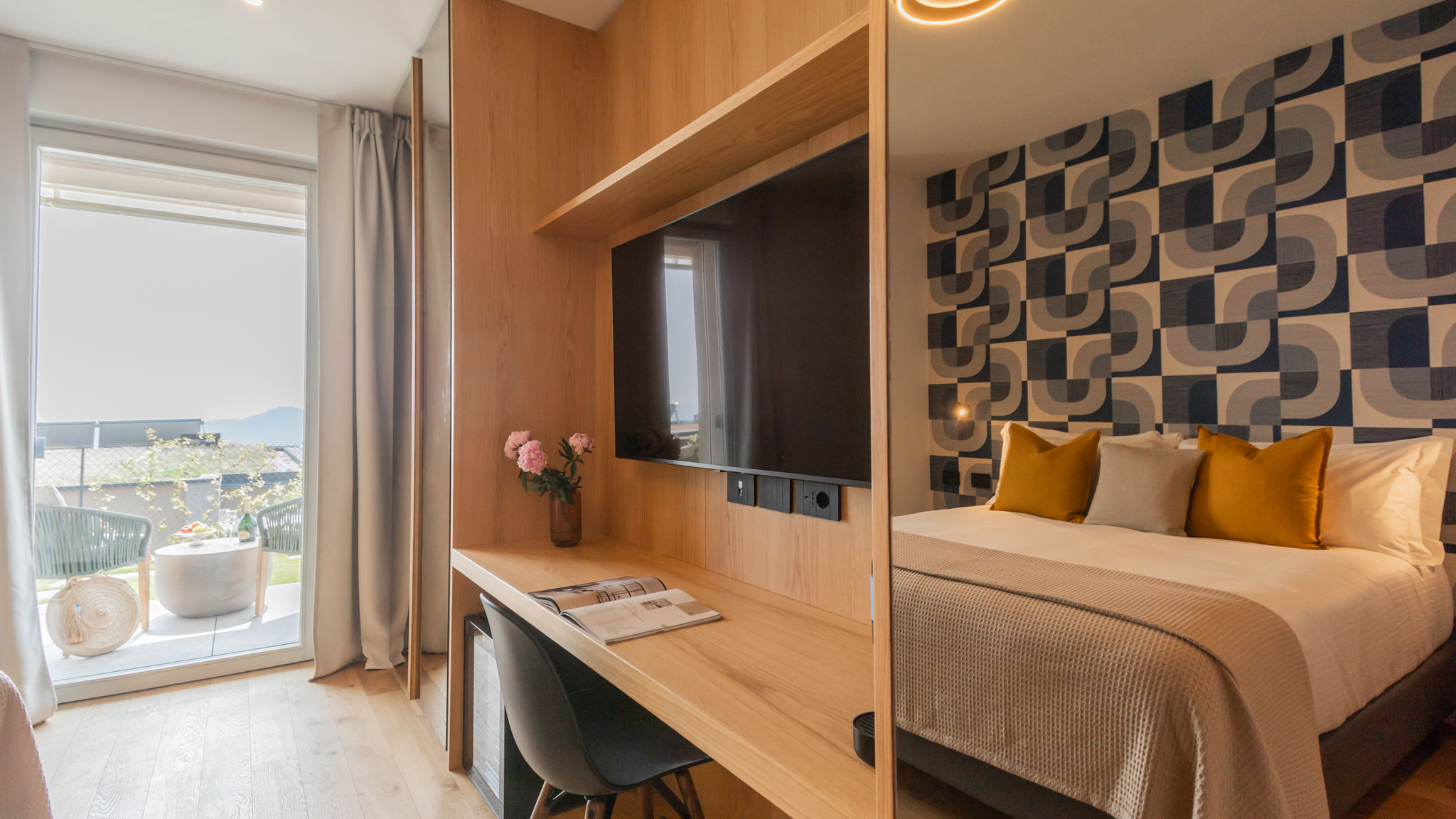 Italianway Como PureViewLuxury-Andromeda breakfast&pool AdultsOnly