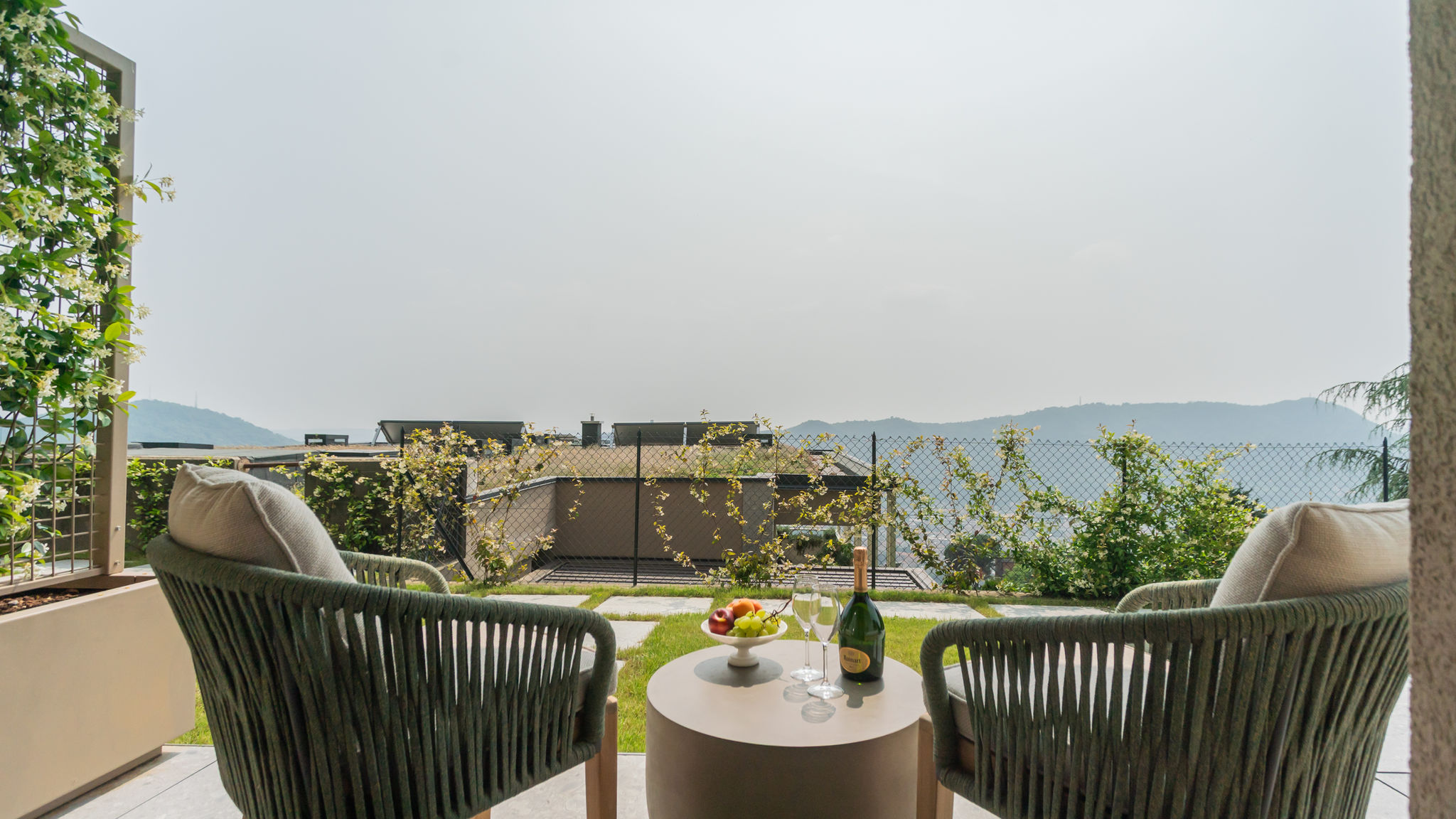 Italianway Como PureViewLuxury-Andromeda breakfast&pool AdultsOnly