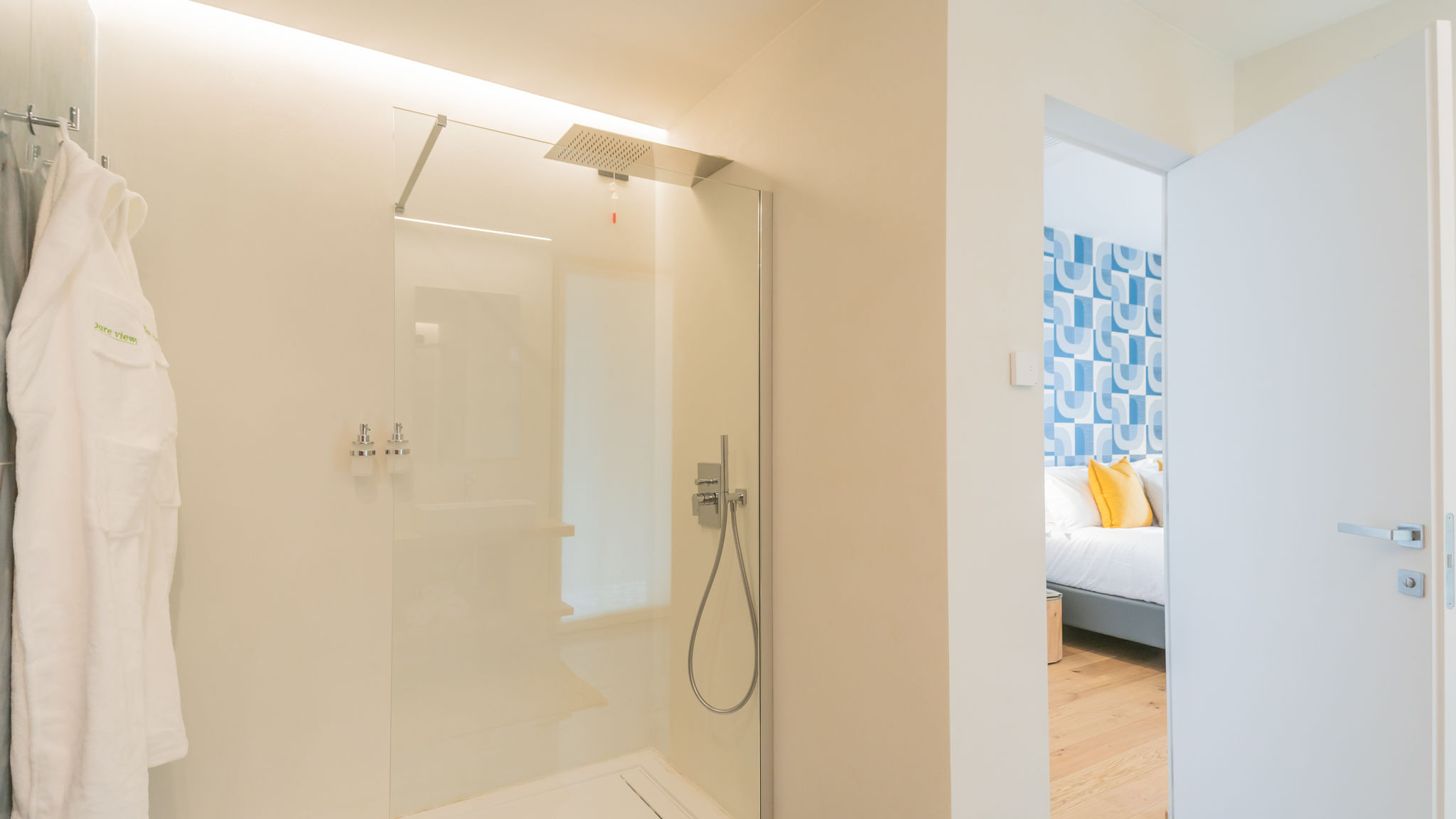 Italianway Como PureViewLuxury-Andromeda breakfast&pool AdultsOnly