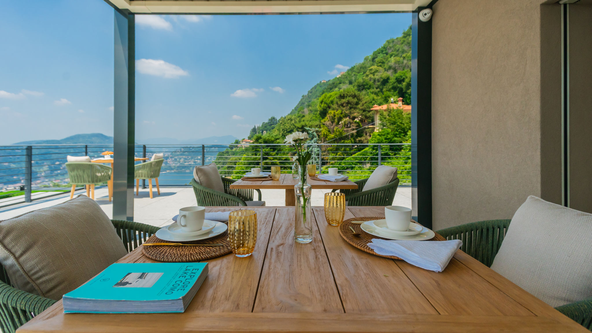 Italianway Como PureViewLuxury-Andromeda breakfast&pool AdultsOnly