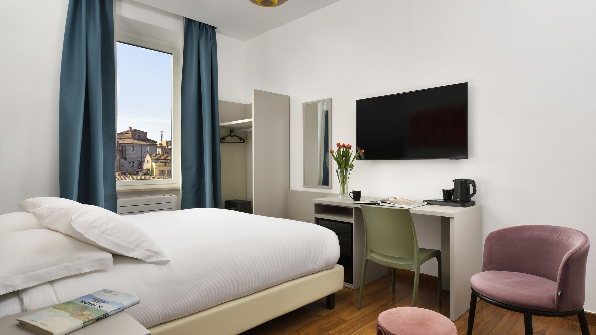 Italianway Roma Colosseo Panorama room  402  bagno esterno