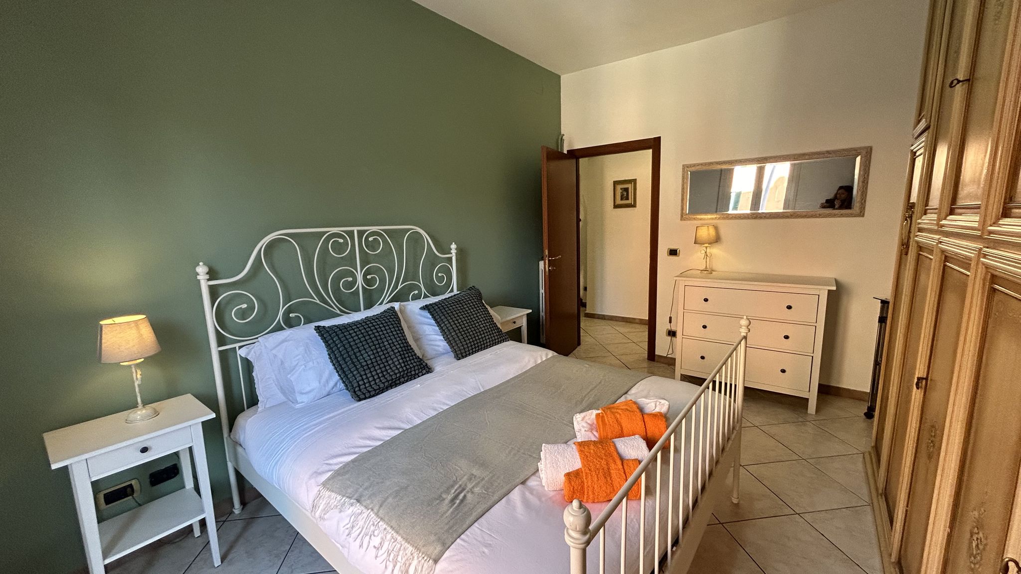 Italianway Roma Casa dei fiori by Ghor