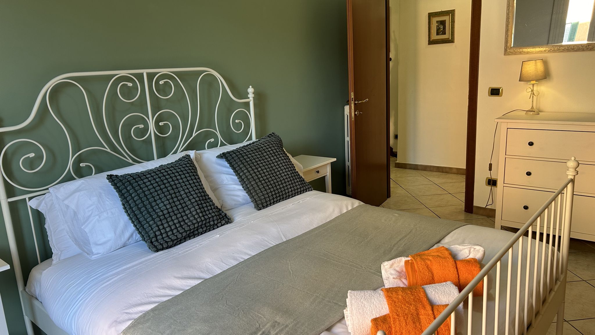 Italianway Roma Casa dei fiori by Ghor