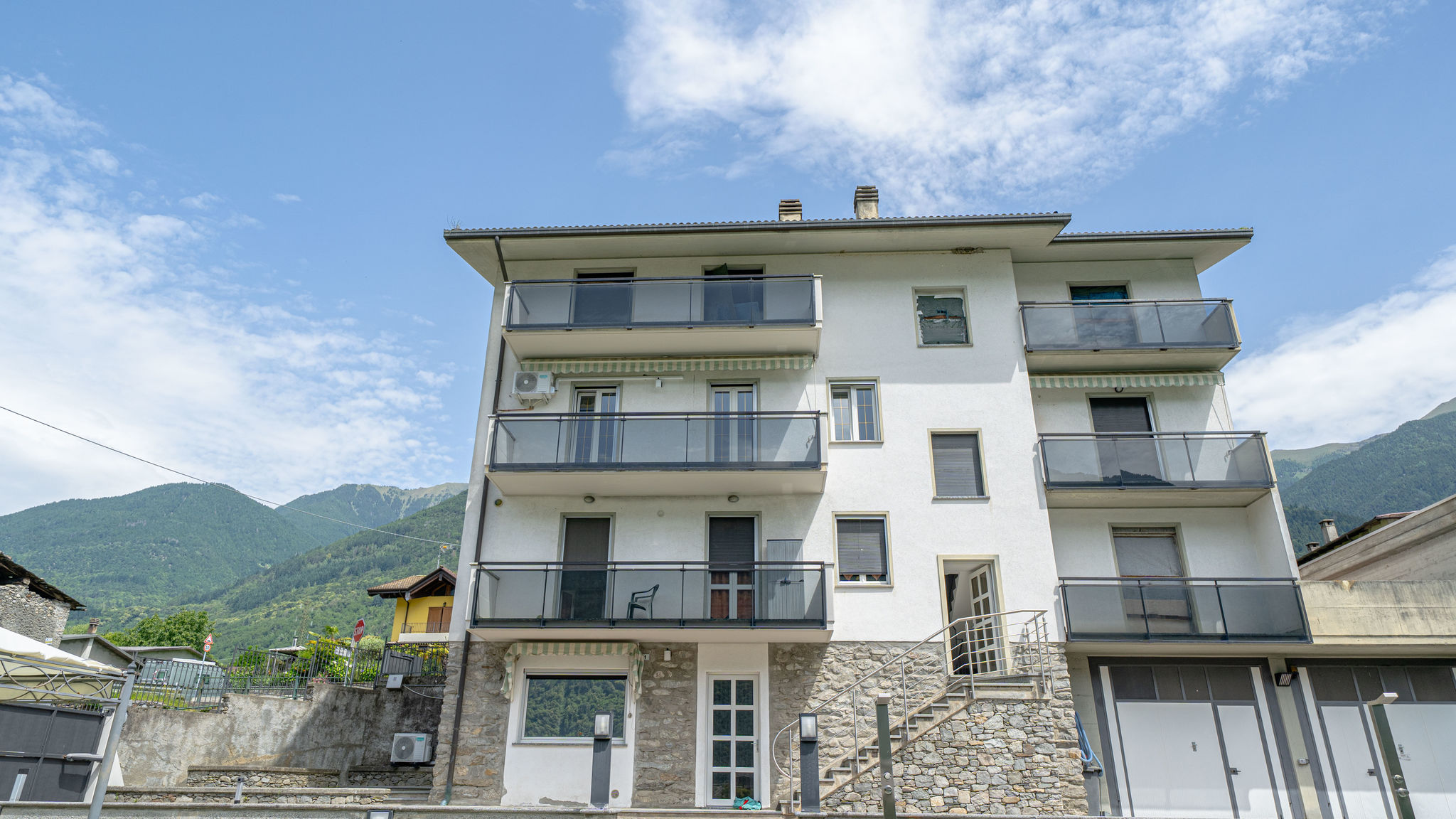Italianway Postalesio Spinedi Royale, Panoramic Pool