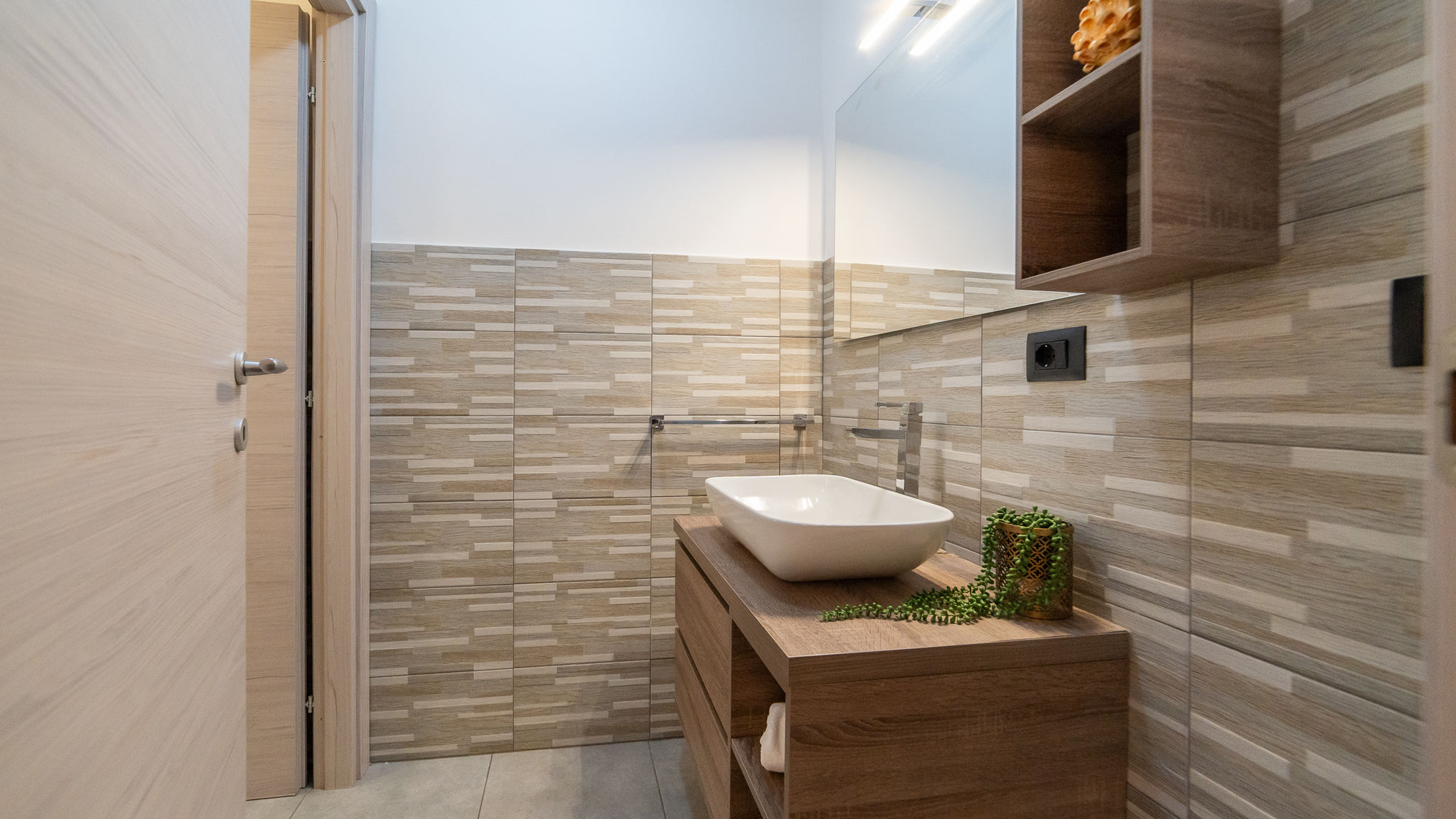 Italianway Catania I Miti Dell'Etna - Tifeo 5 by Harmony House