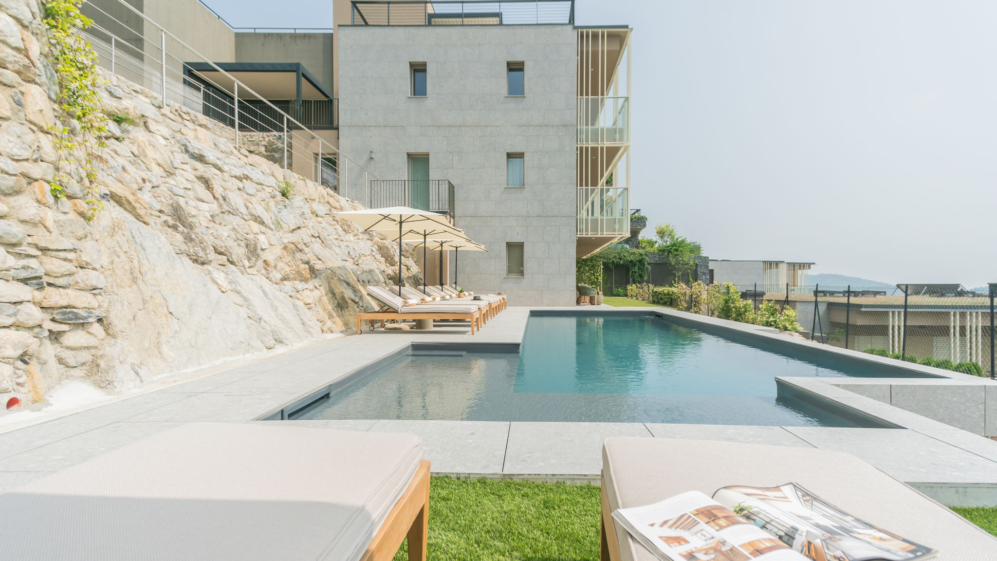 Italianway Como PureView Luxury Suites - Ground Floor with breakfast & pool 