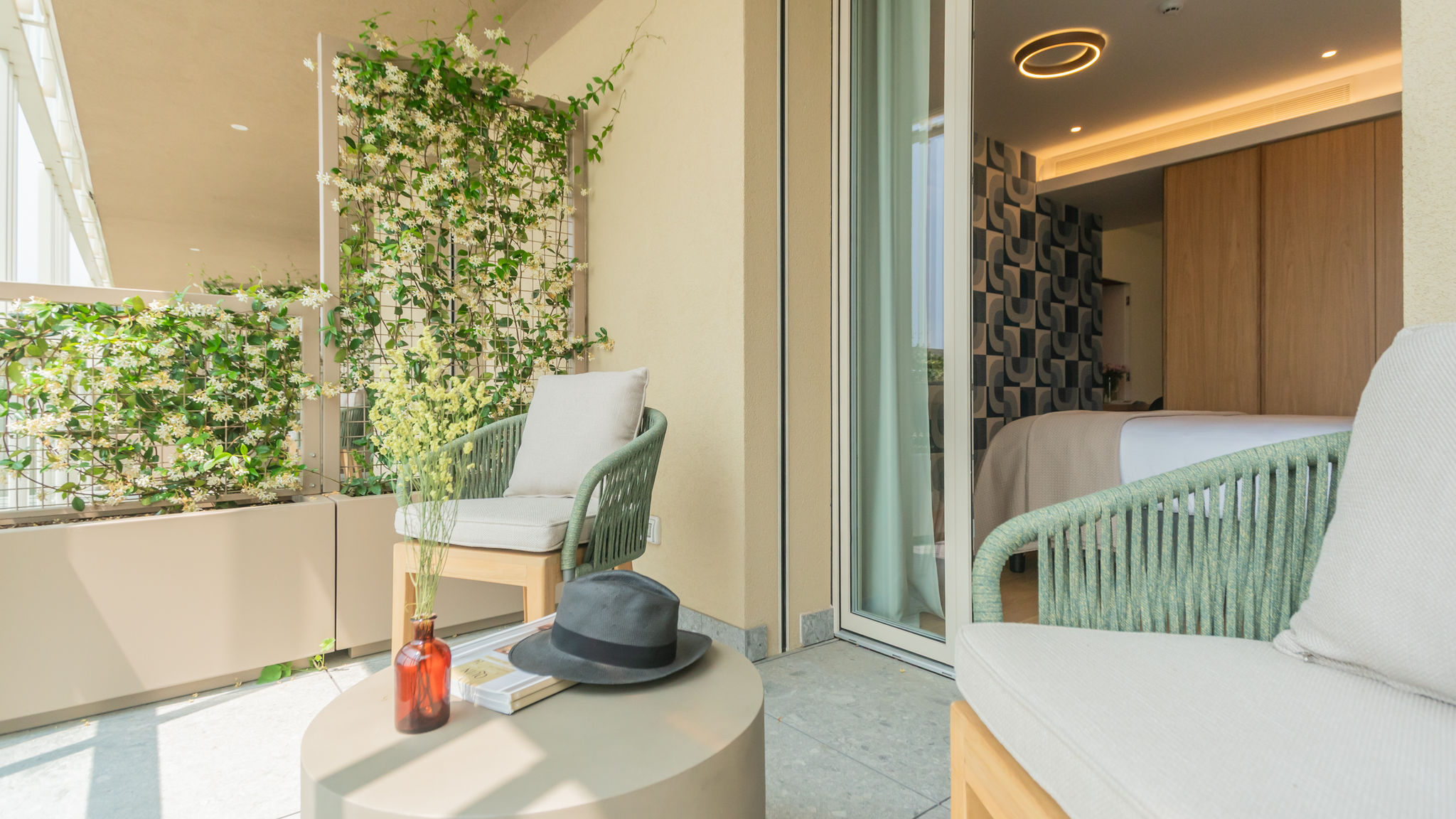 Italianway Como PureView Luxury Suites - First Floor with breakfast & pool 