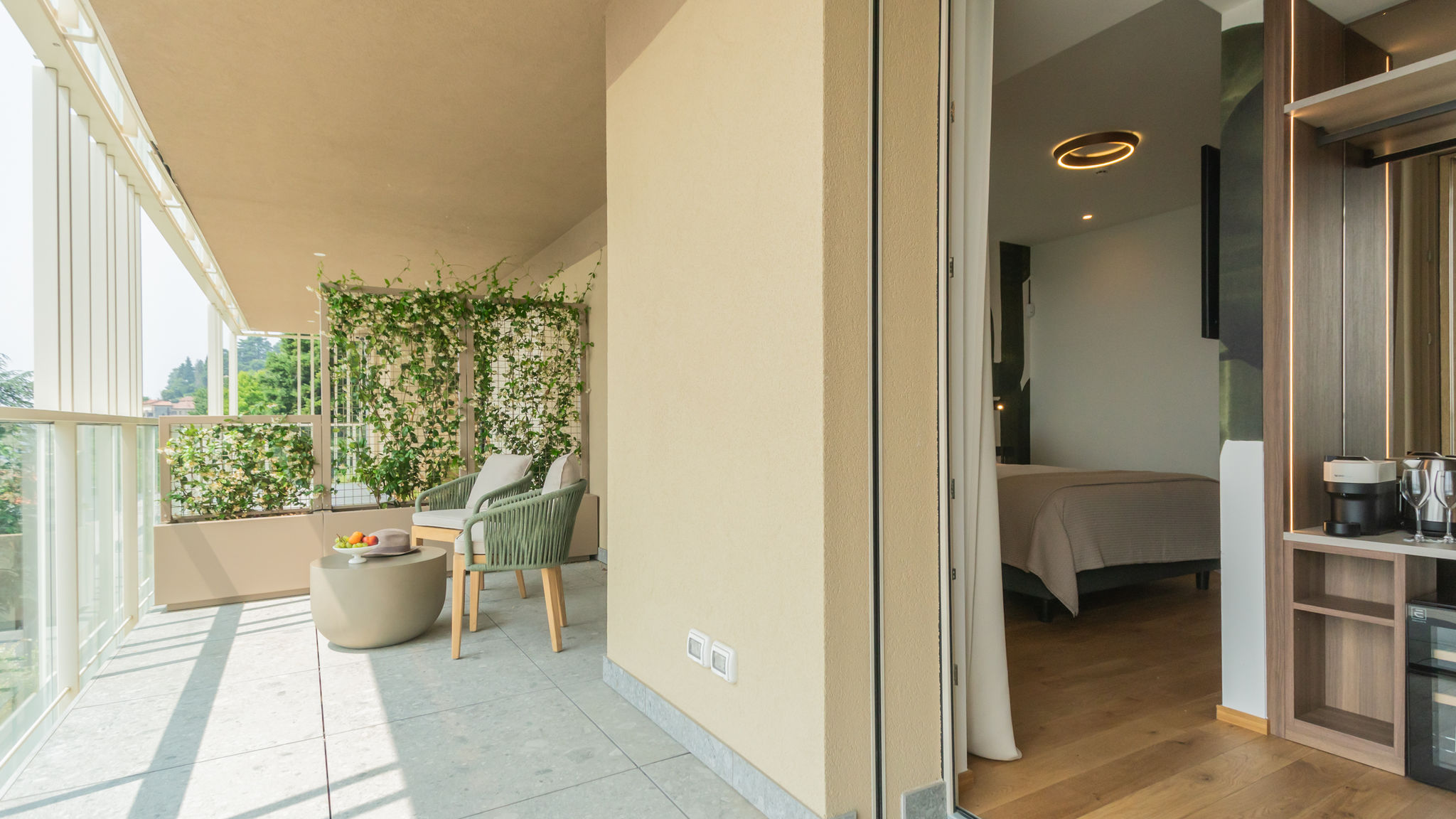 Italianway Como PureView Luxury Suites - First Floor with breakfast & pool 