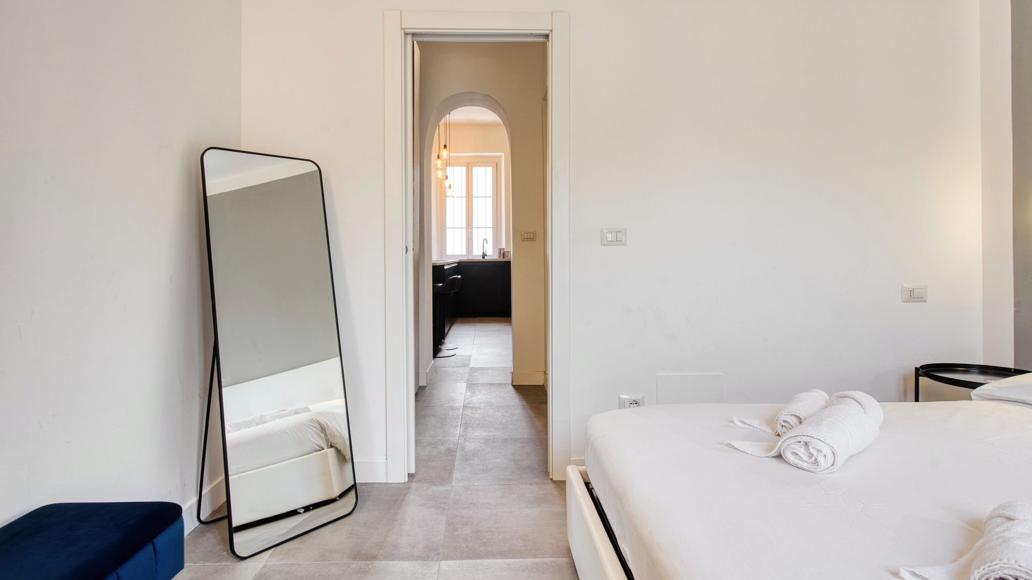 Italianway Milano 15min to Duomo, Modern 1 Bedrm Flat A/C, 5G WiFi