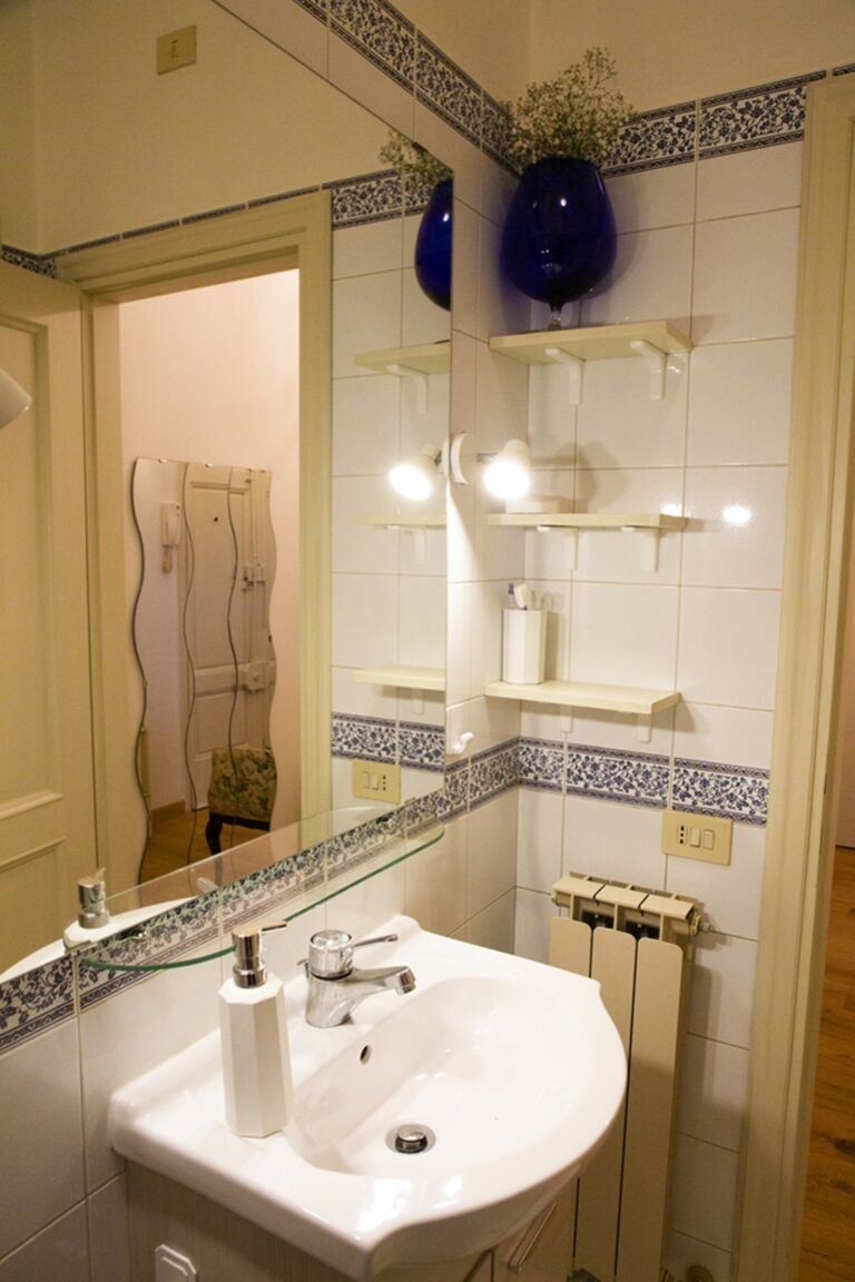 Italianway Lucca Burlamacchi House