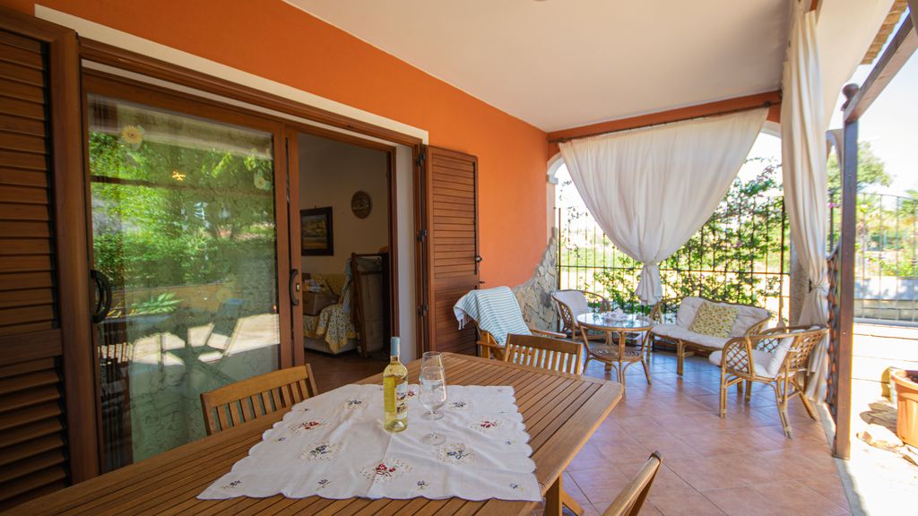 Casa delle Sorgenti 2, casa indipendente a Torpè