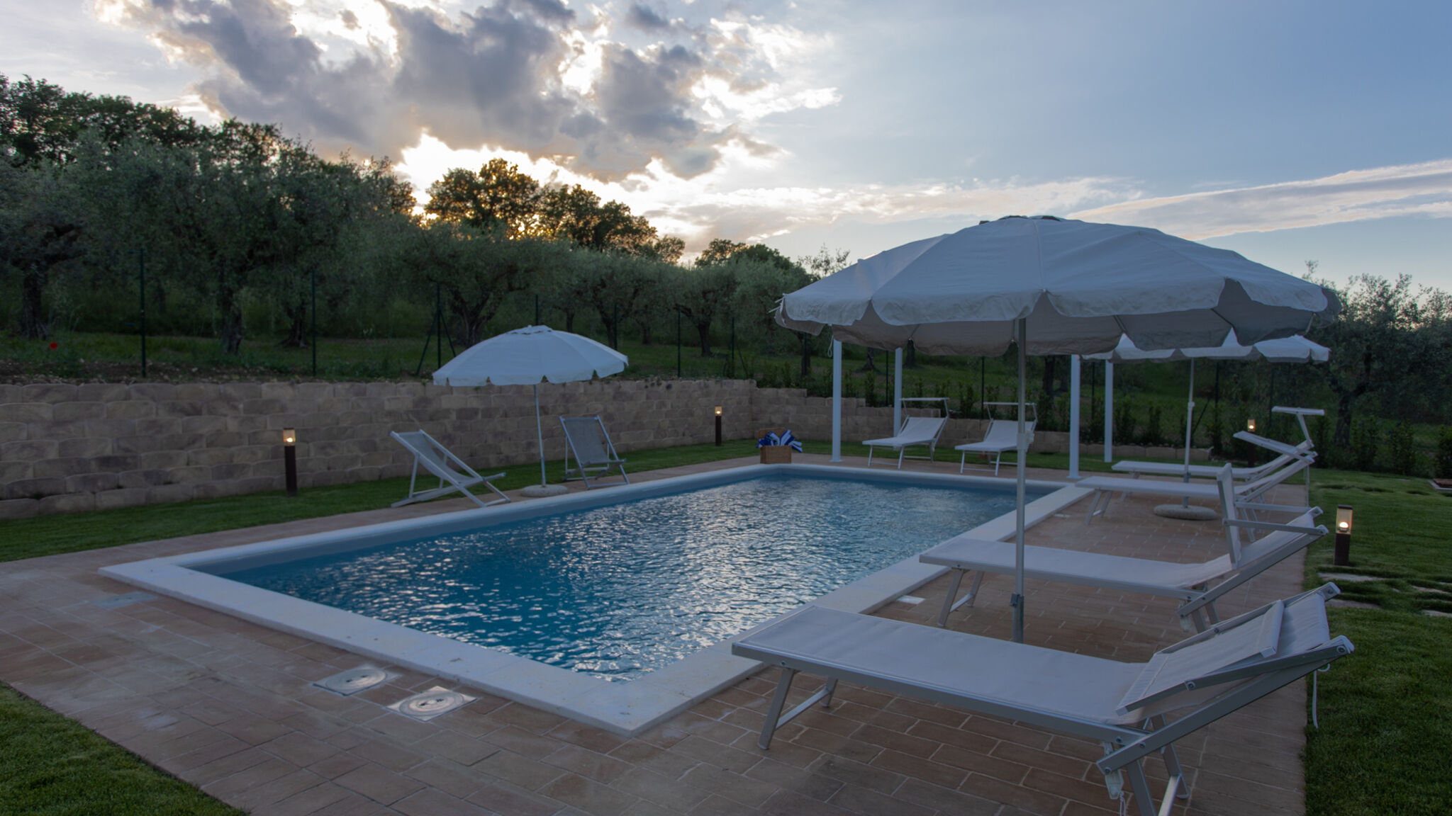 Italianway Montefalco La Collina degli Ulivi 8+2