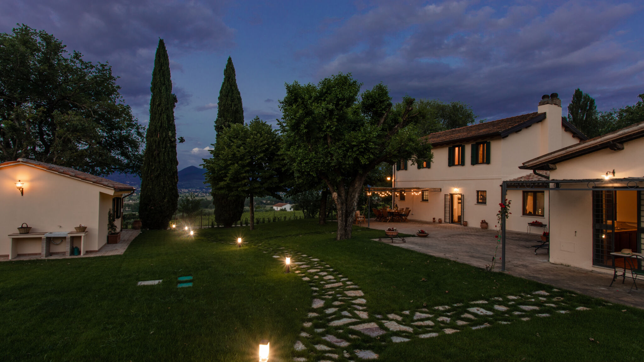 Italianway Montefalco La Collina degli Ulivi 8+2