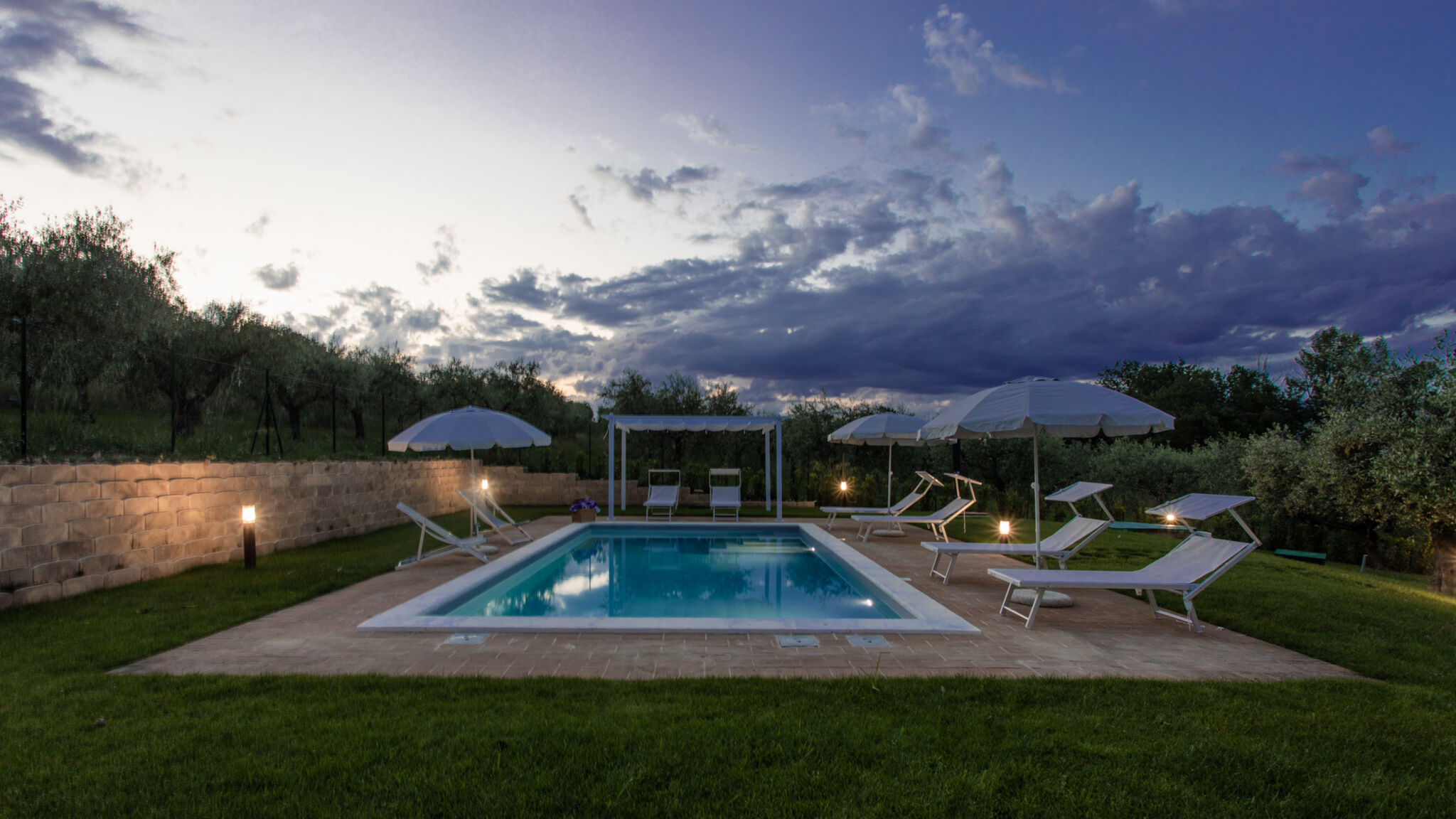 Italianway Montefalco La Collina degli Ulivi 8+2