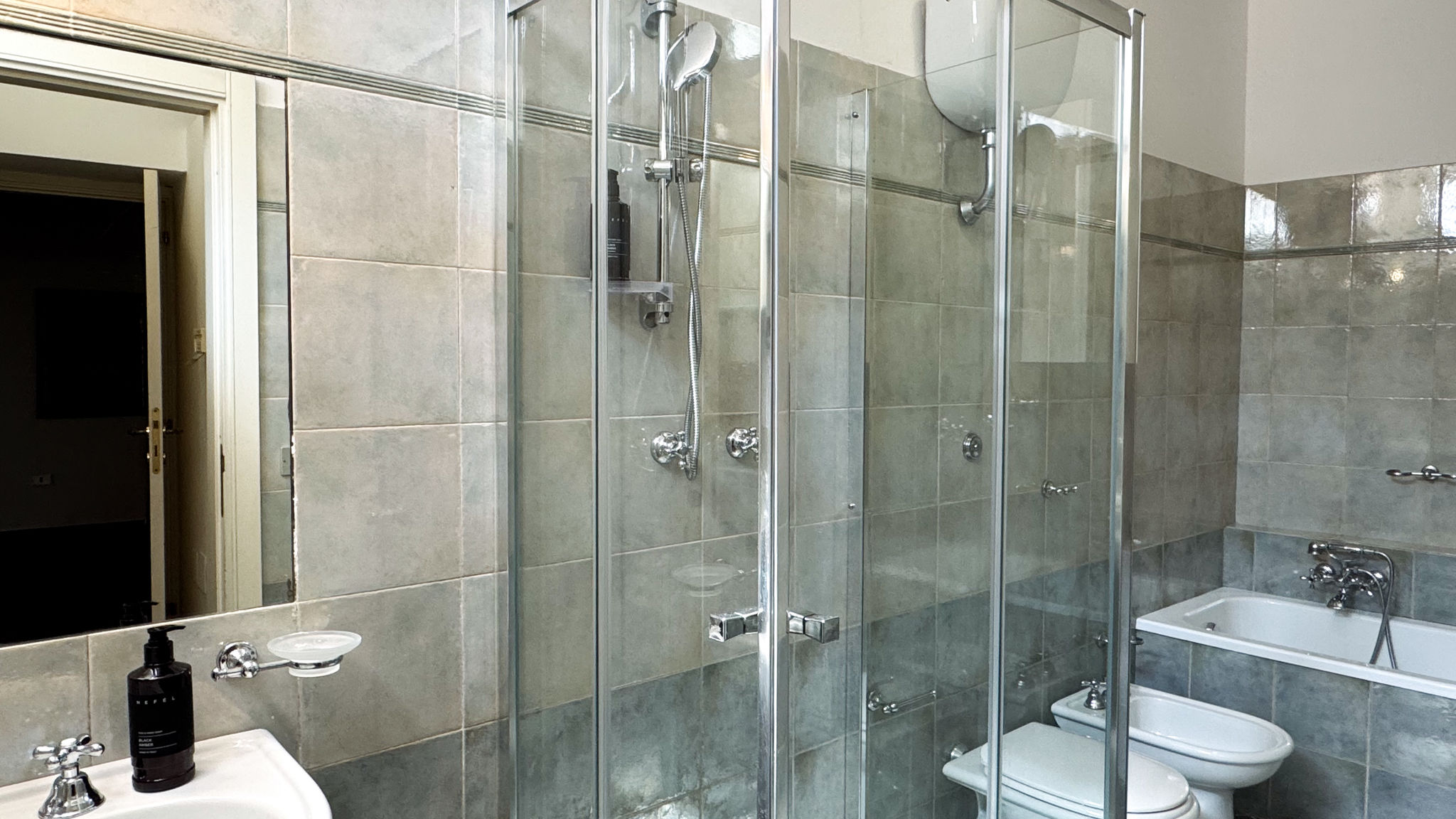 Italianway Ortona Villetta Bouganville - Vista mare in pieno centro