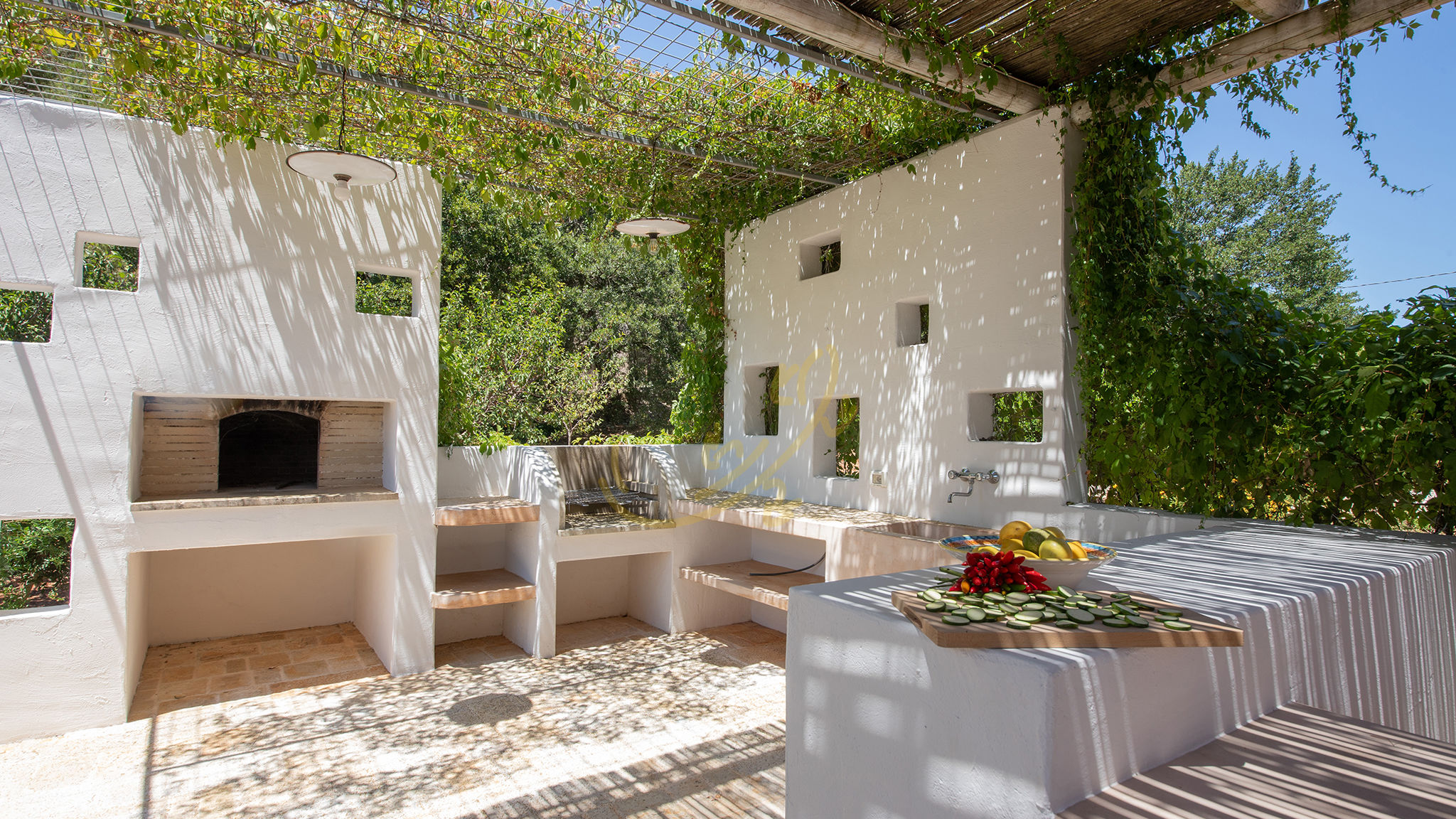 Italianway Ceglie Messapica TD Casale Belladinotte Poolside Country Bliss