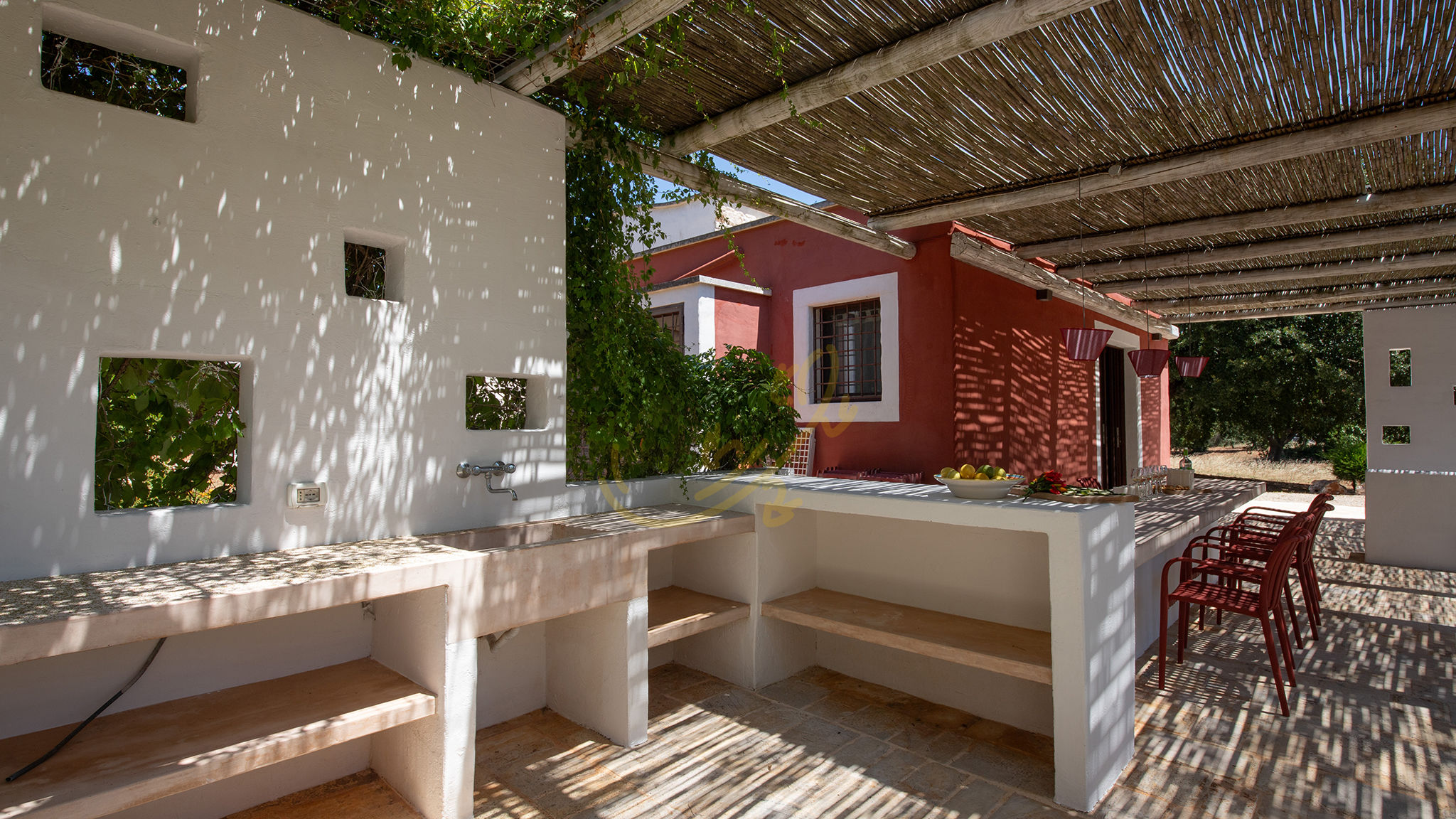 Italianway Ceglie Messapica TD Casale Belladinotte Poolside Country Bliss