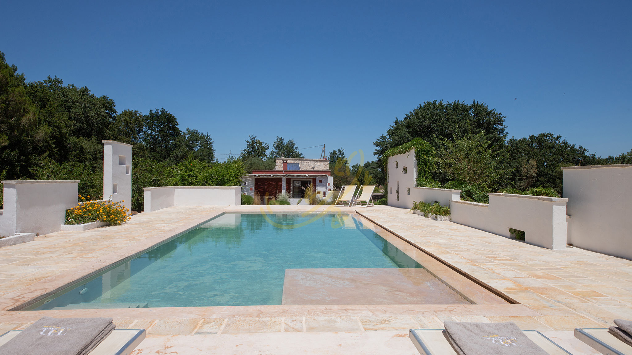 Italianway Ceglie Messapica TD Casale Belladinotte Poolside Country Bliss