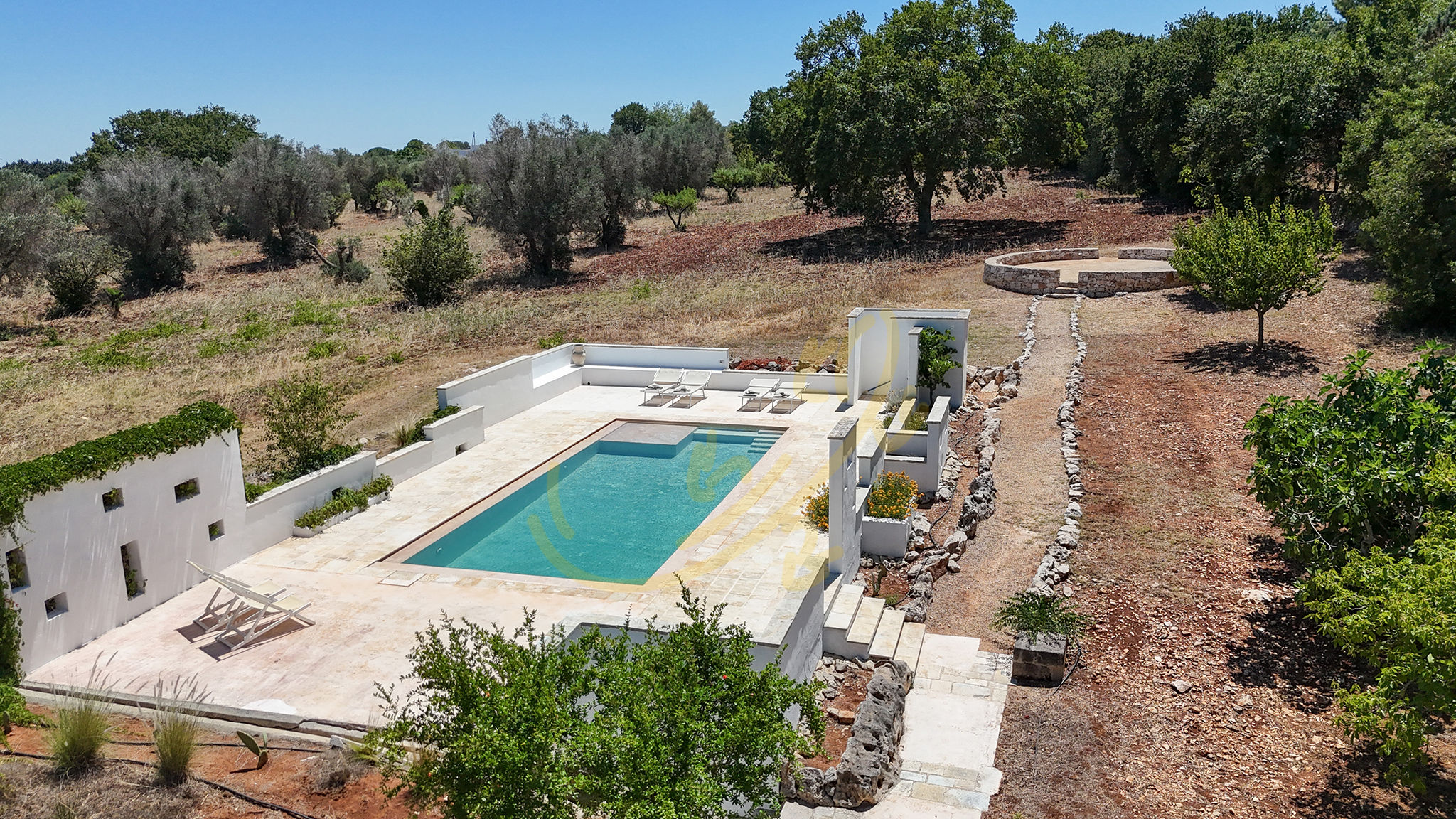 Italianway Ceglie Messapica TD Casale Belladinotte Poolside Country Bliss