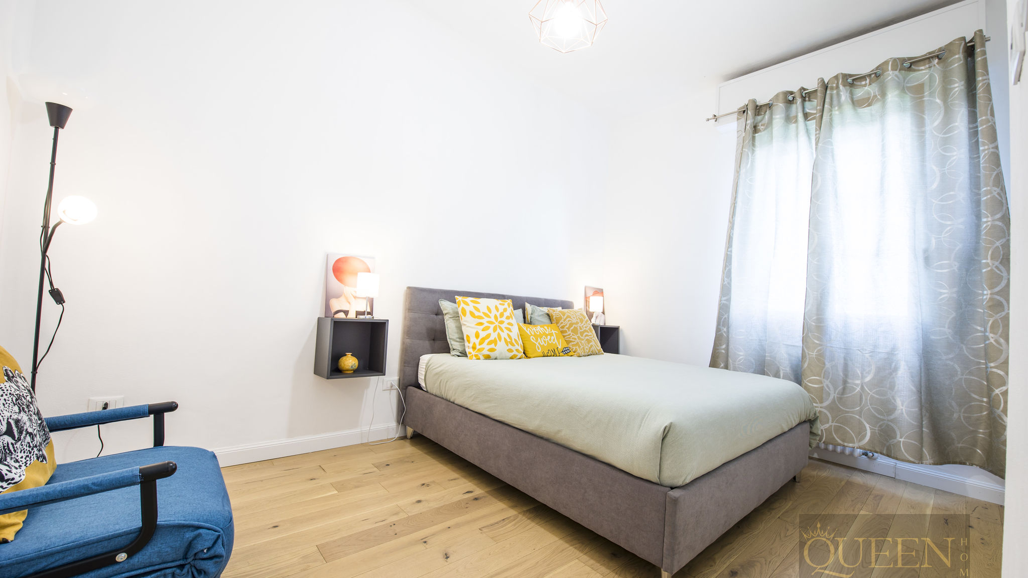 Queen Home Apartments srls Bologna Queen Home Bologna Exhibithion