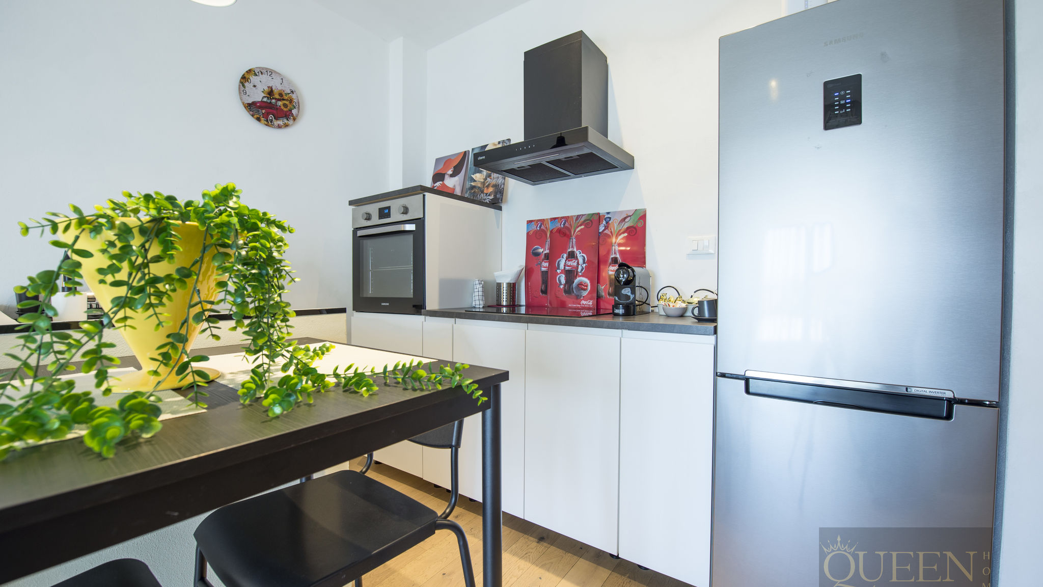 Queen Home Apartments srls Bologna Queen Home Bologna Exhibithion