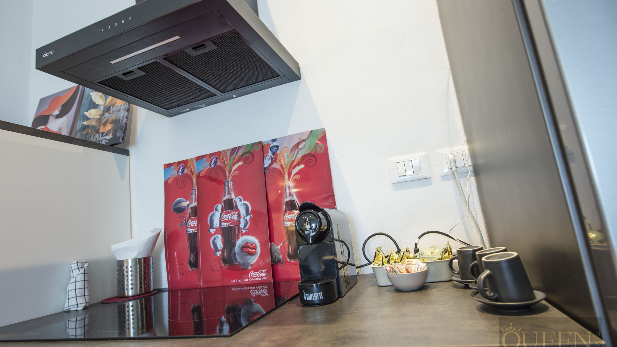 Queen Home Apartments srls Bologna Queen Home Bologna Exhibithion
