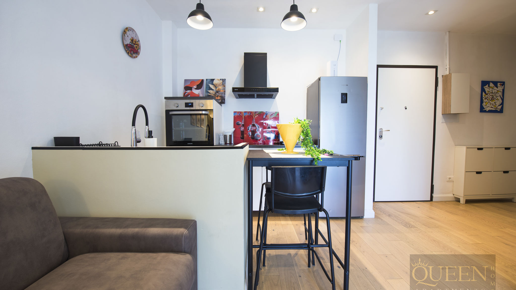 Queen Home Apartments srls Bologna Queen Home Bologna Exhibithion