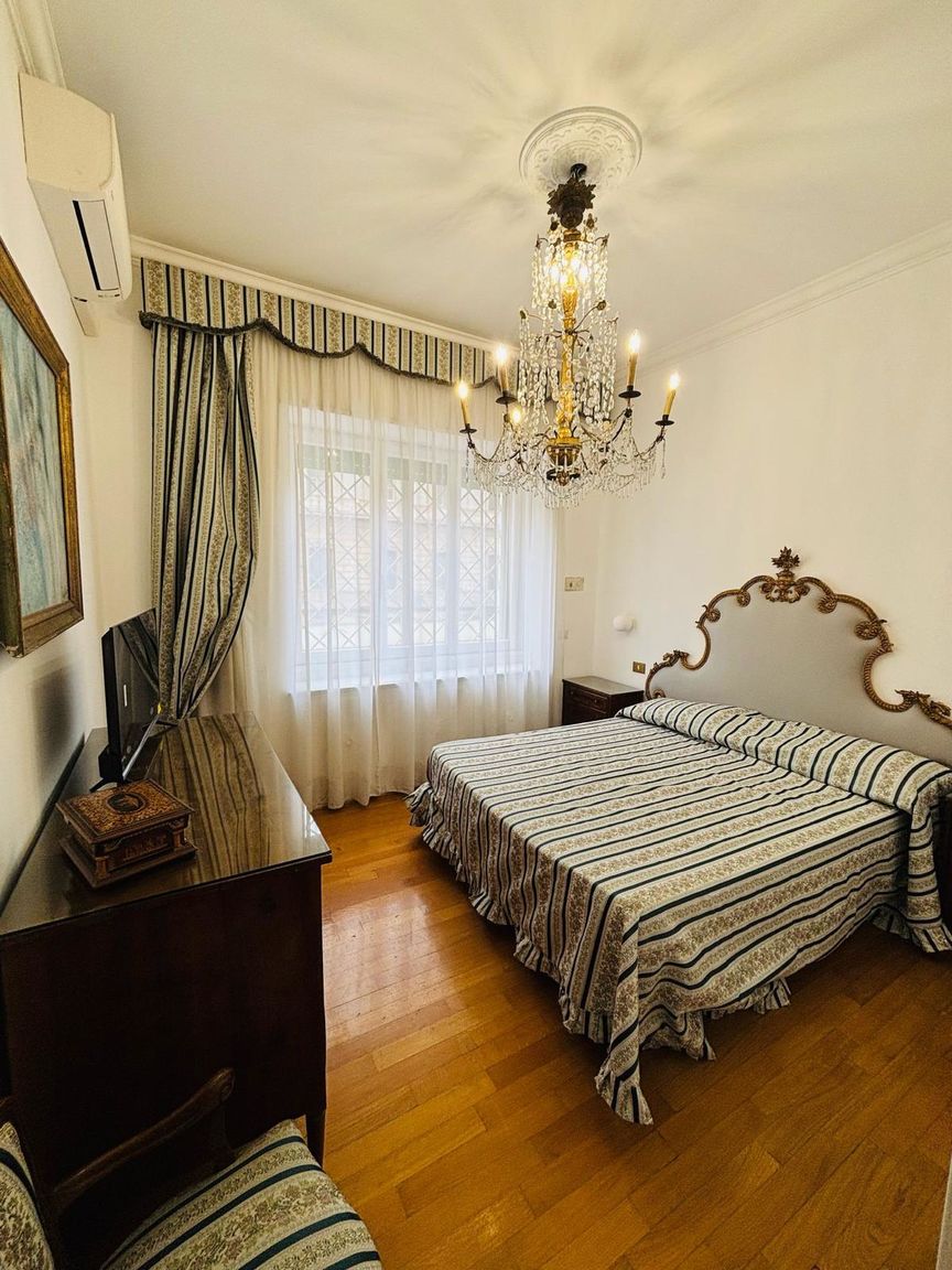 Italianway Roma Tiziano House by Ghor