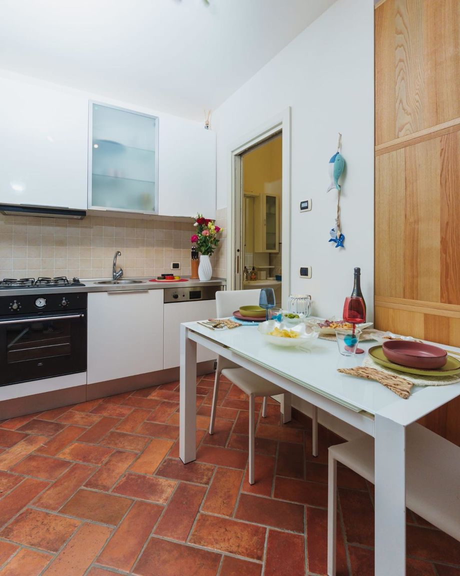 Italianway Monte Isola Scorcio sul lago by Ca-Sa Check