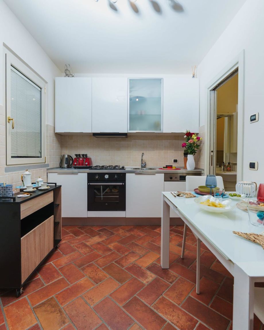 Italianway Monte Isola Scorcio sul lago by Ca-Sa Check